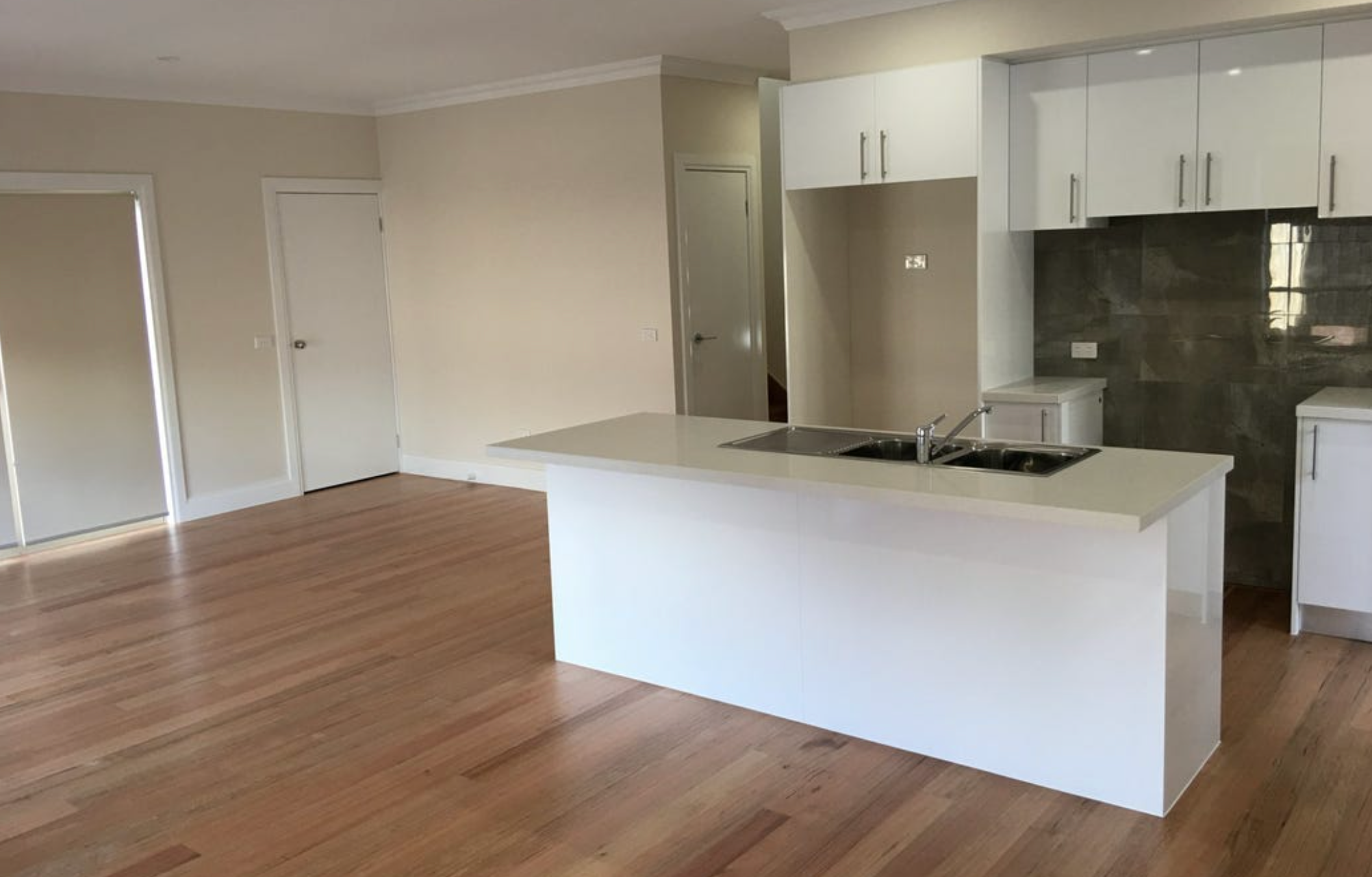 6 Georgian Terrace, South Morang, VIC 3752