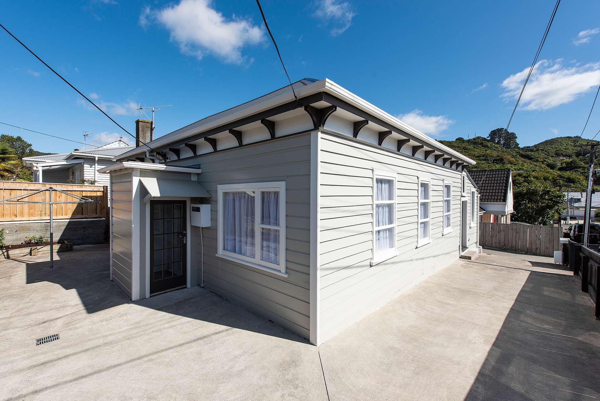 296 Karori Road photo 0