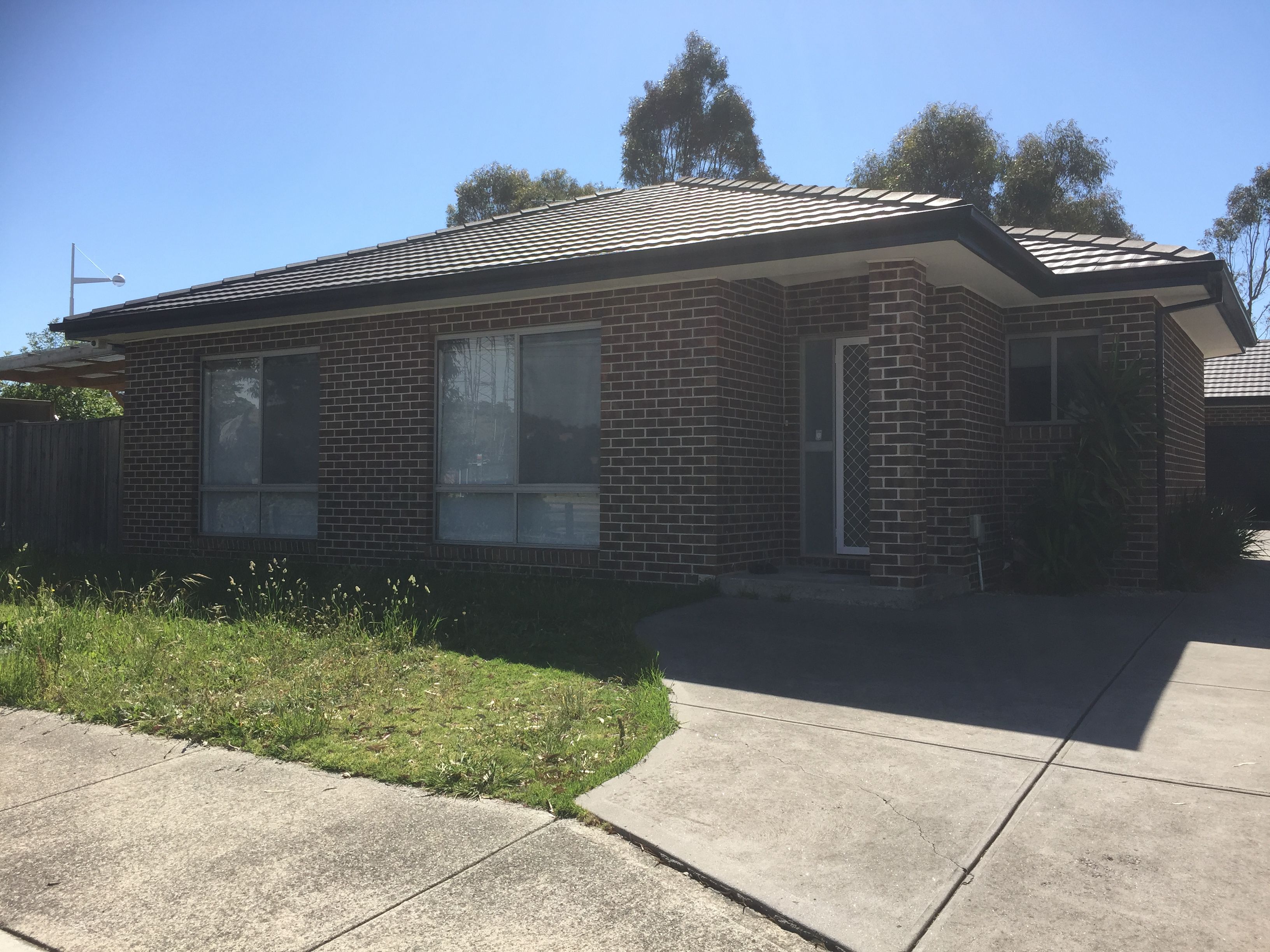 1/8 Alinda Court, South Morang, VIC 3752