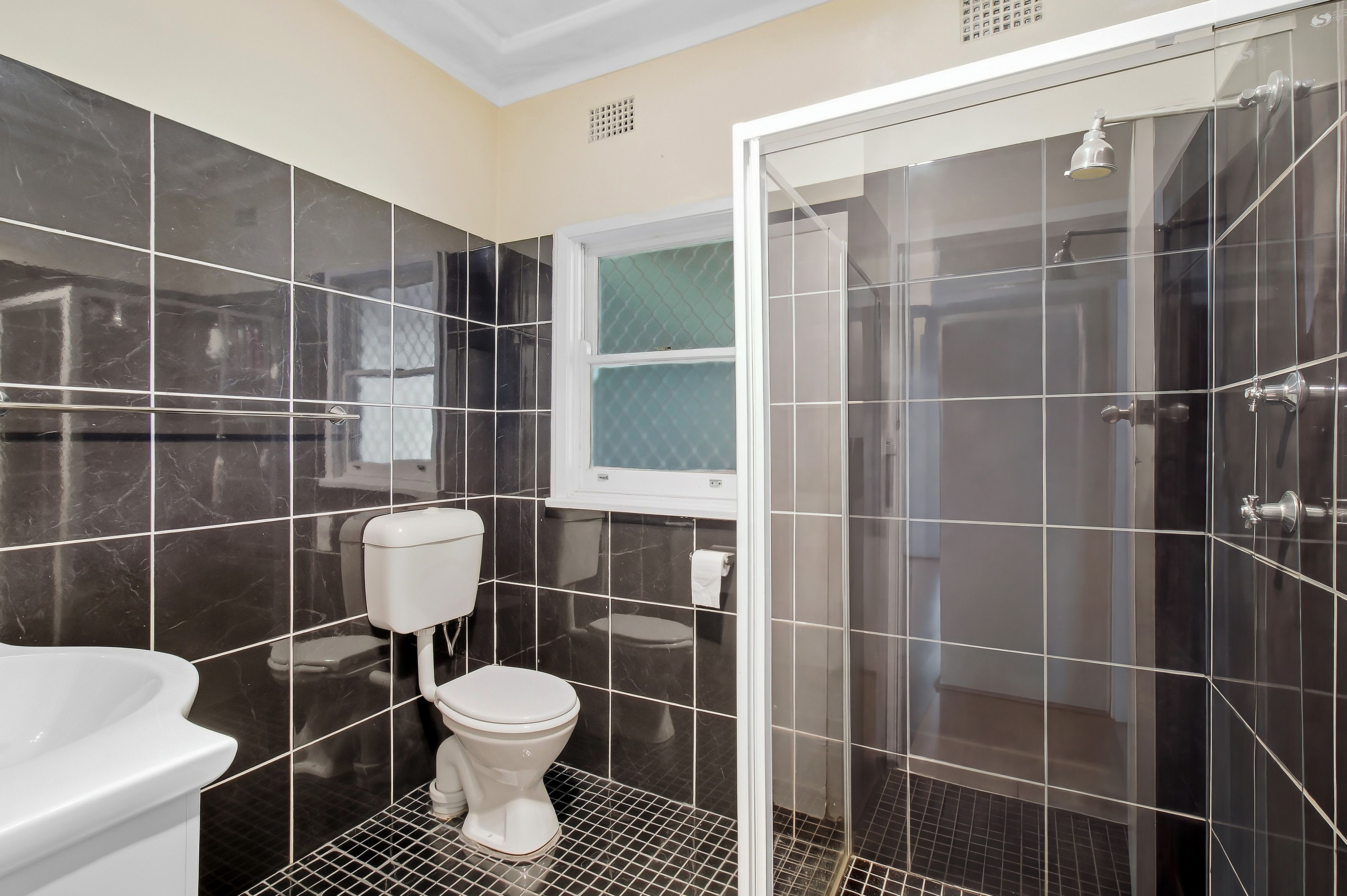91 Knox Road — photo 9 of 16