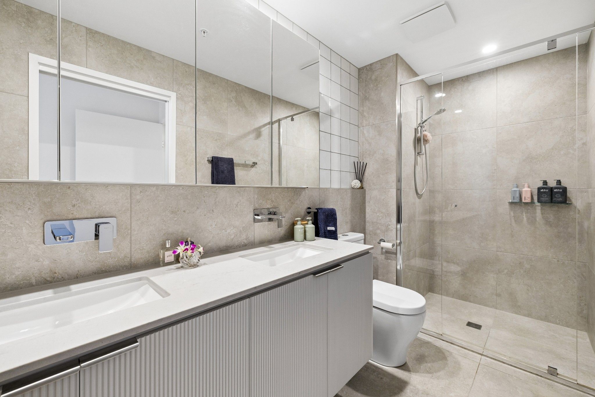307/11 Aqua Street — photo 12 of 30