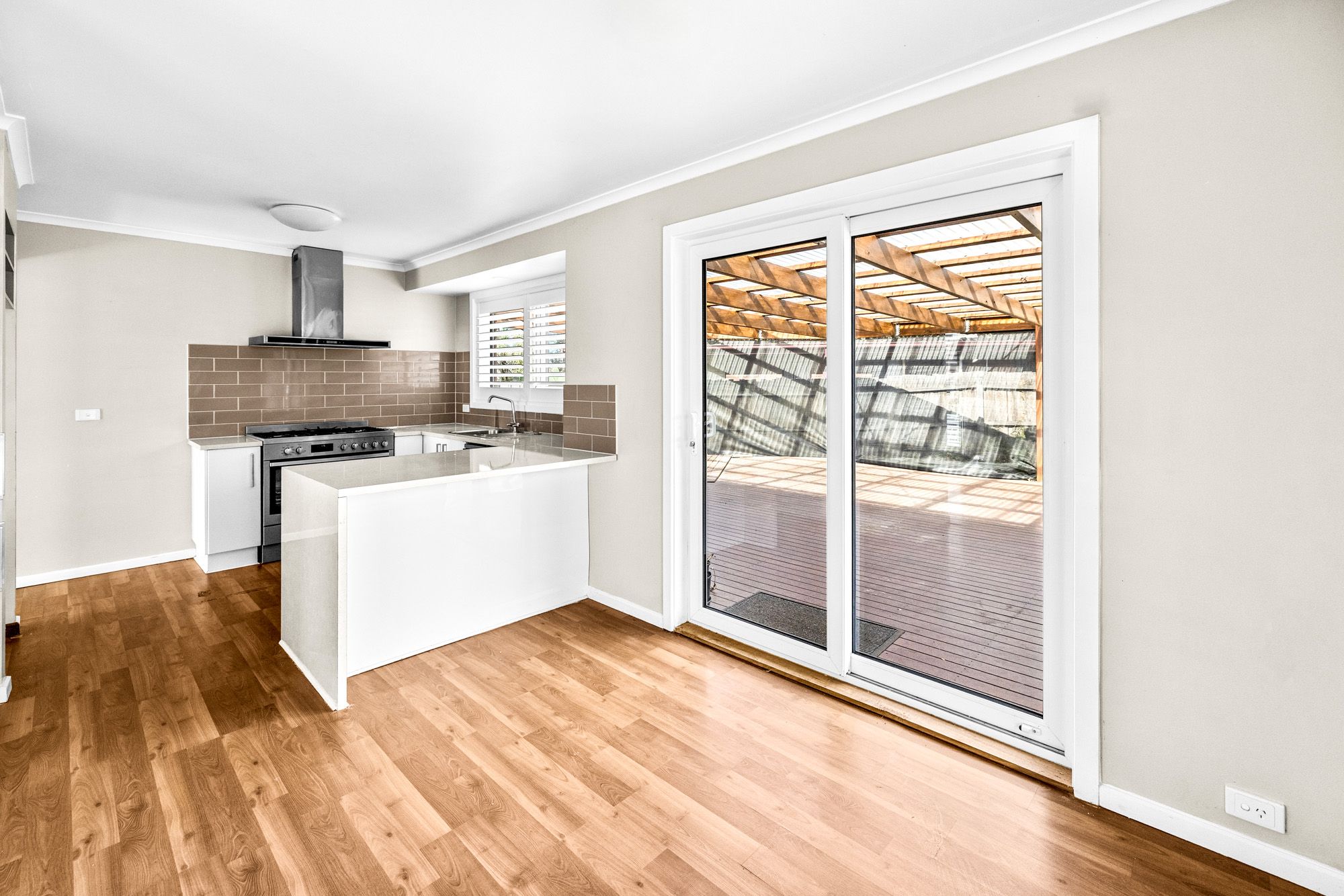 4 Membrey Close — photo 5 of 15