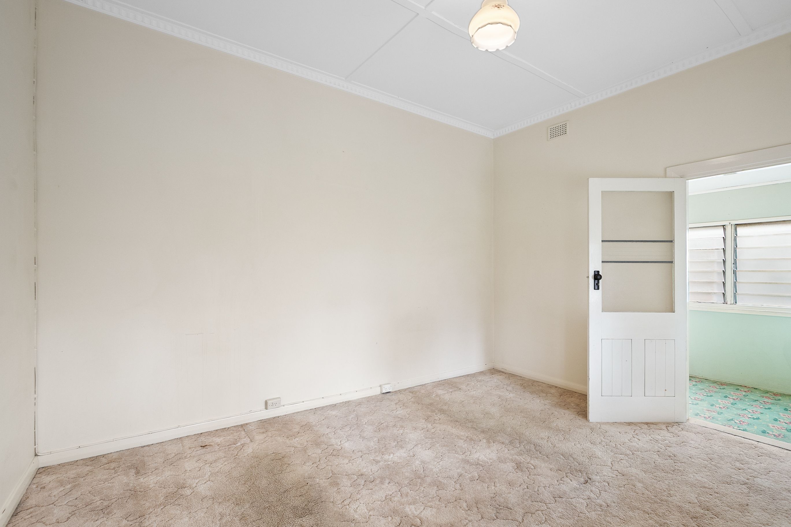 12 Kay Avenue — photo 8 of 21