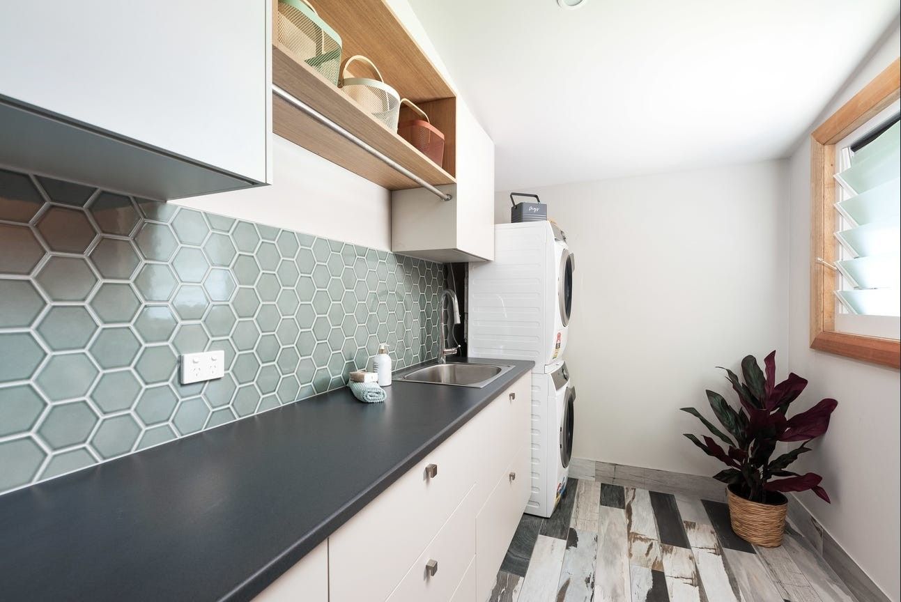 50 Lawrence Hargrave Drive — photo 17 of 19