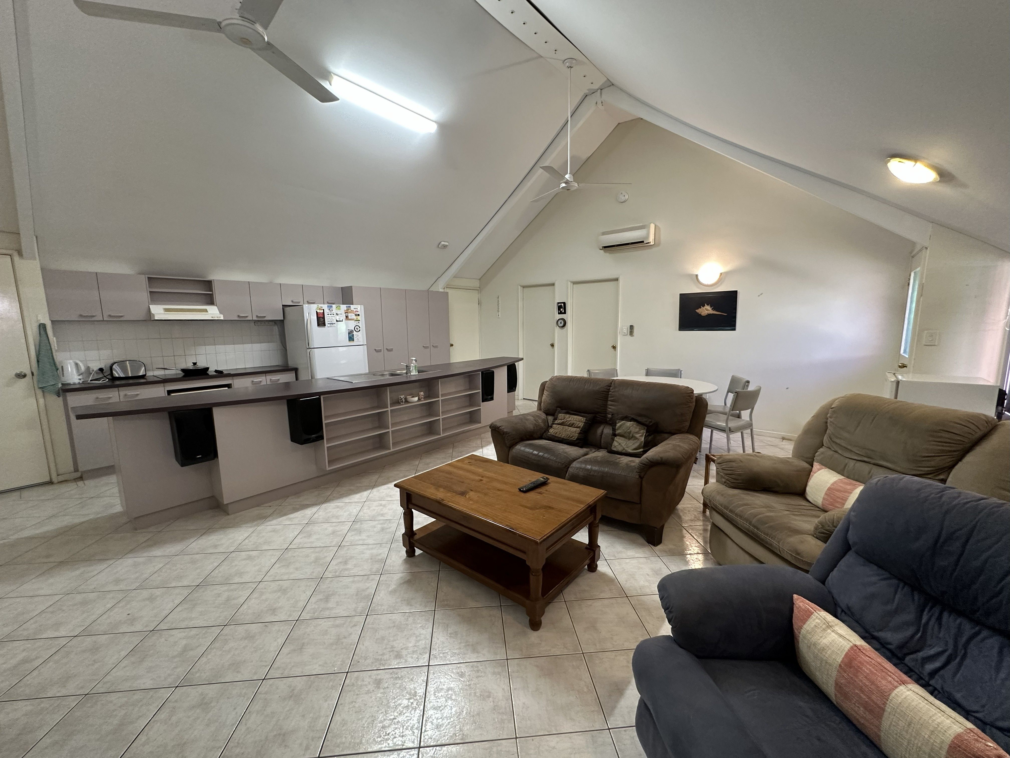 10/11 Tambor Drive, Exmouth, WA 6707