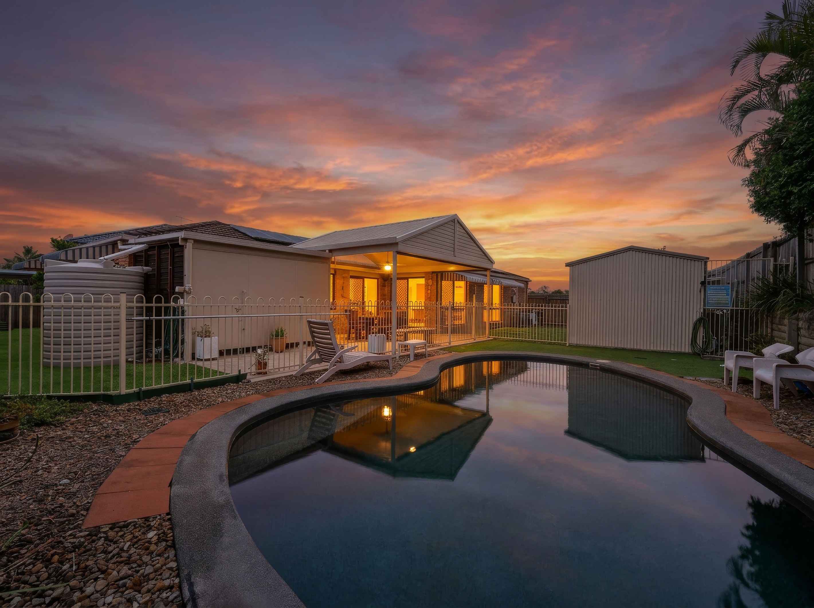 4 Jones Place, Arana Hills, QLD 4054