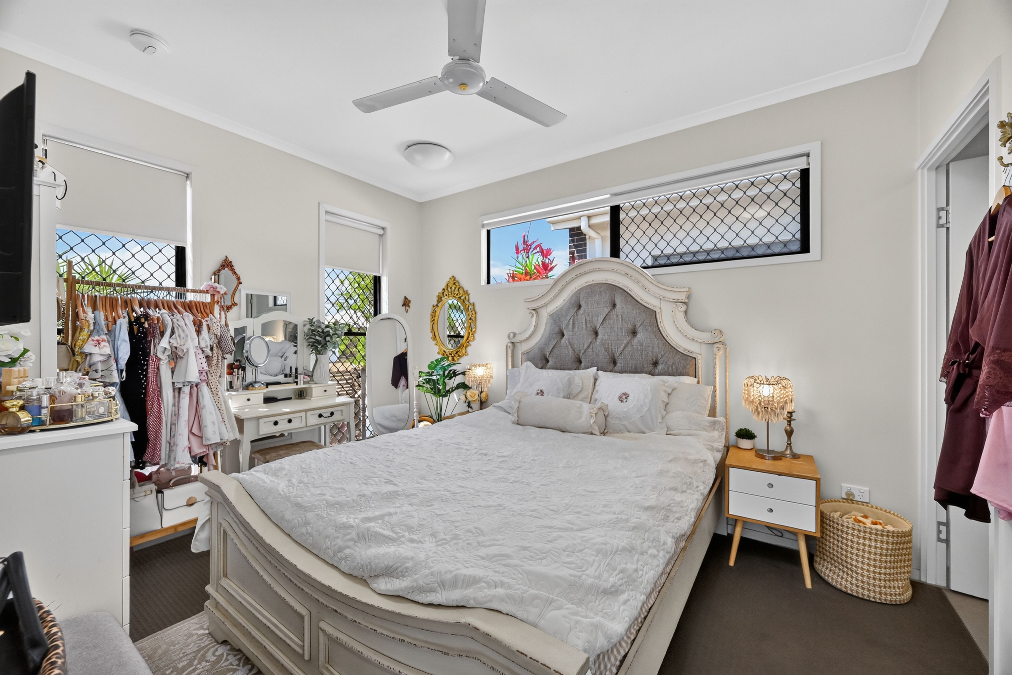 14 Rowley Place — photo 8 of 13