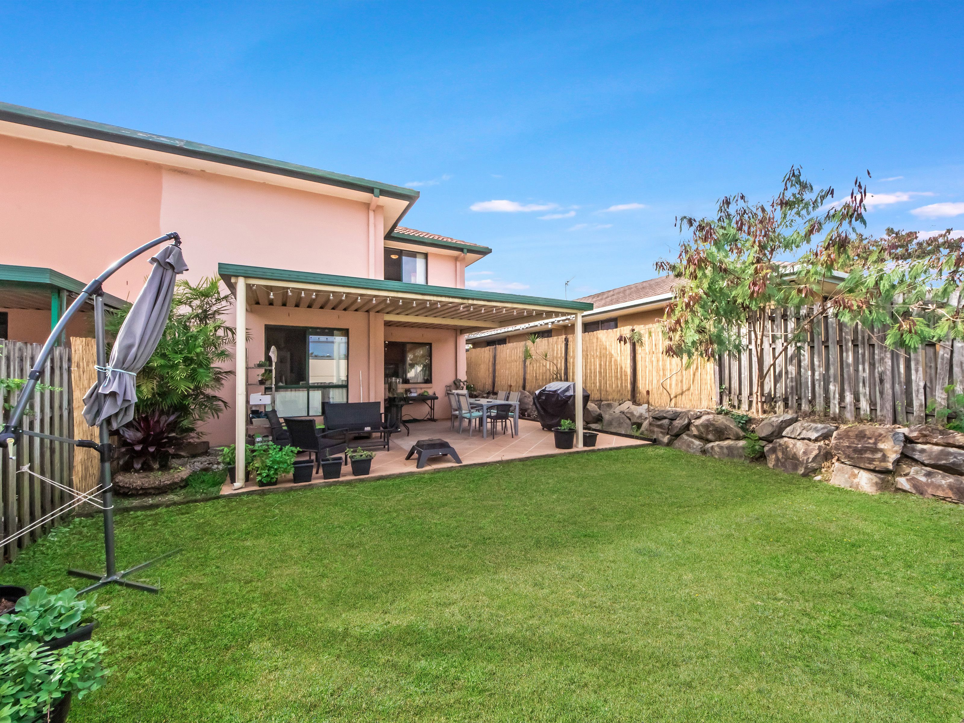 1/118 Greenacre Drive, Parkwood, QLD 4214