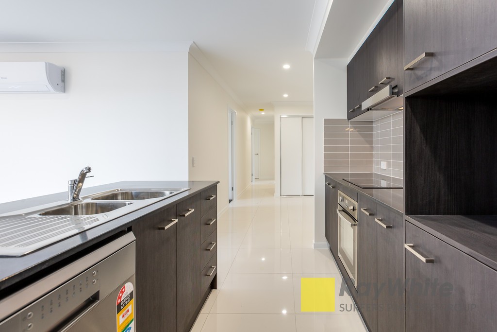 1/17 Anne Street, Park Ridge, QLD 4125
