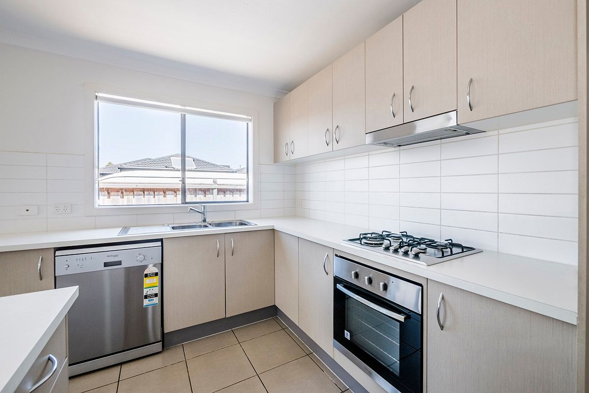 87 Brocker Street, Clyde North, VIC 3978