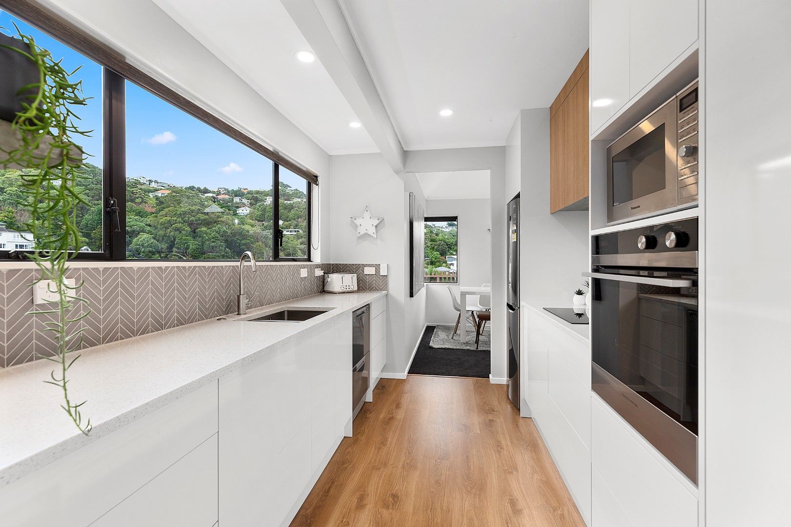 48 Tio Tio Road, Miramar, Wellington City