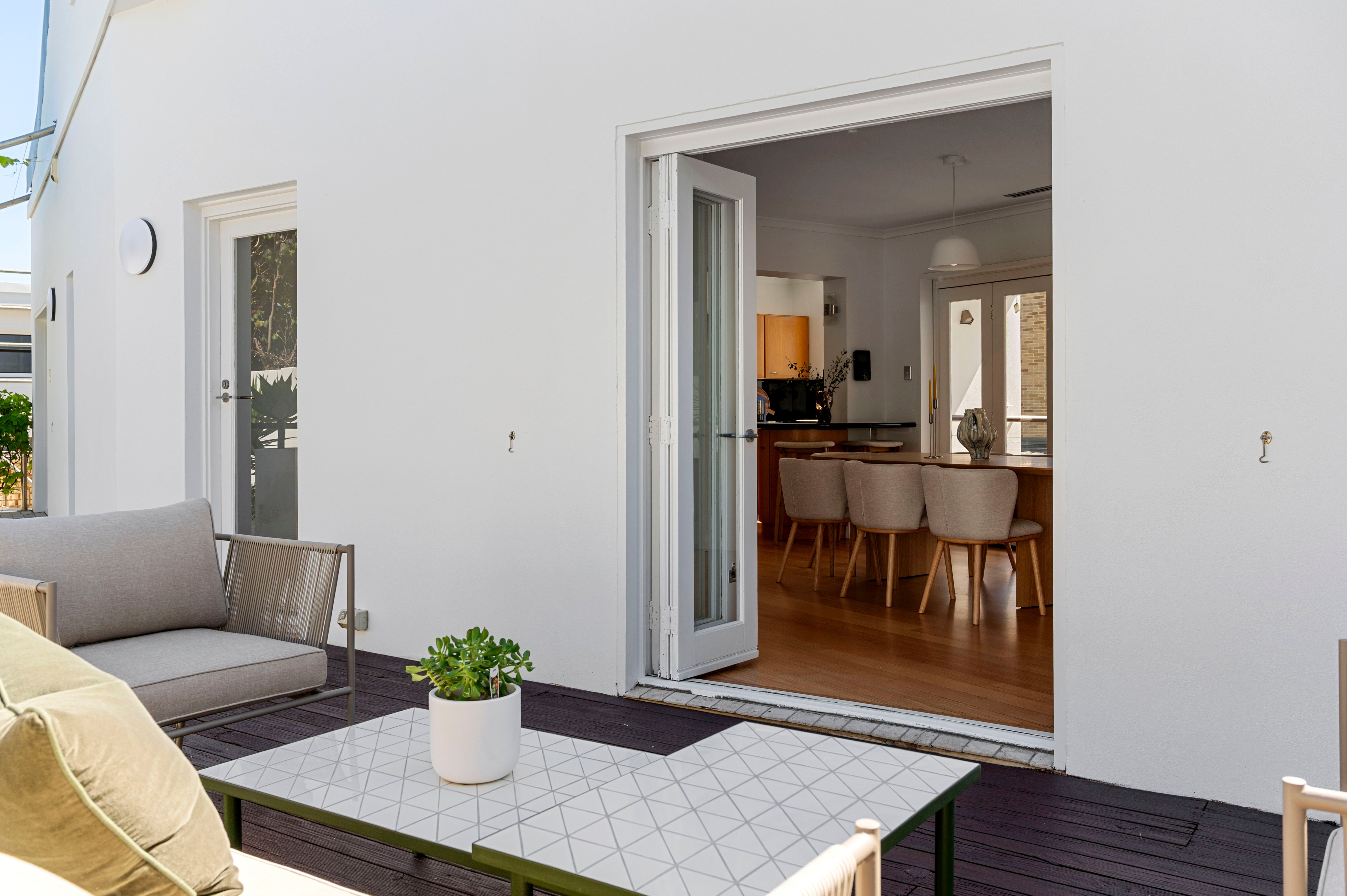 61 Margaret Street — photo 11 of 30