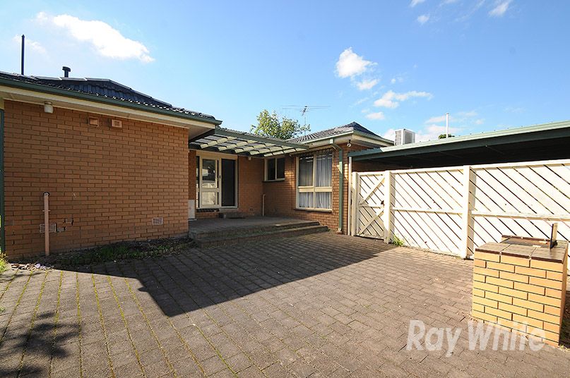 2 Koetong Court — photo 5 of 6