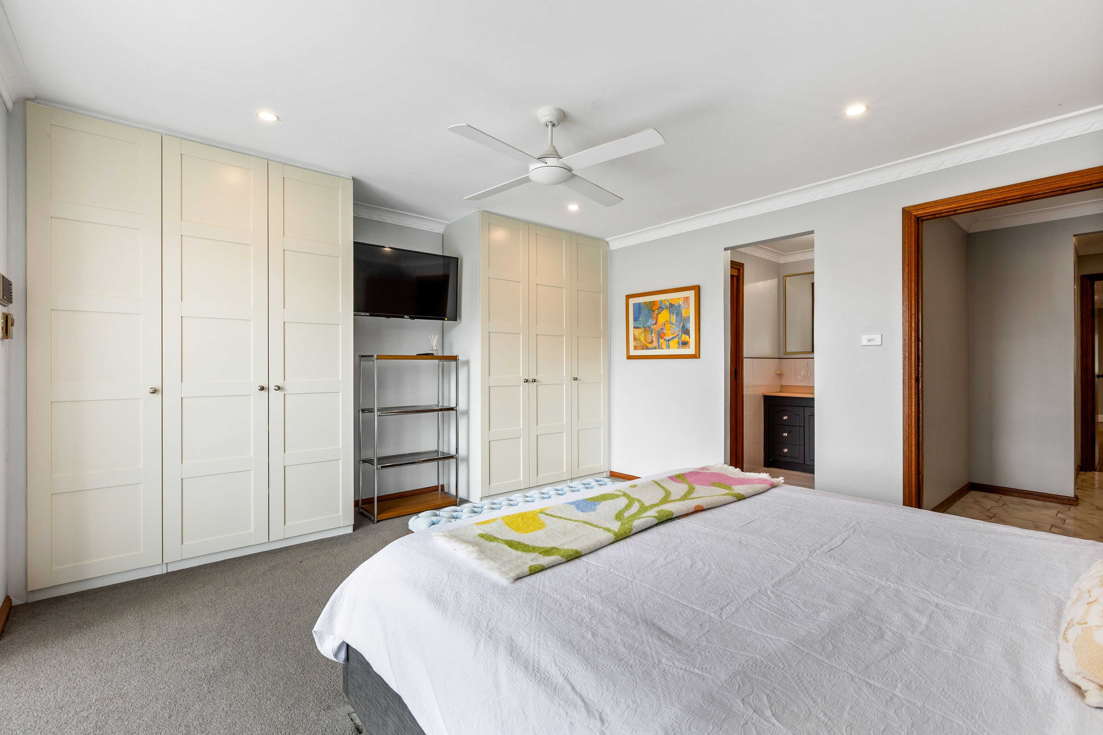139 Evans Lookout Road — photo 8 of 15