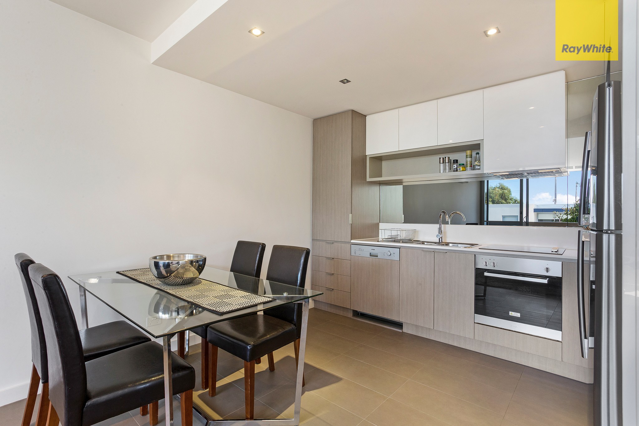 9/42 Eucalyptus Drive, Maidstone, VIC 3012