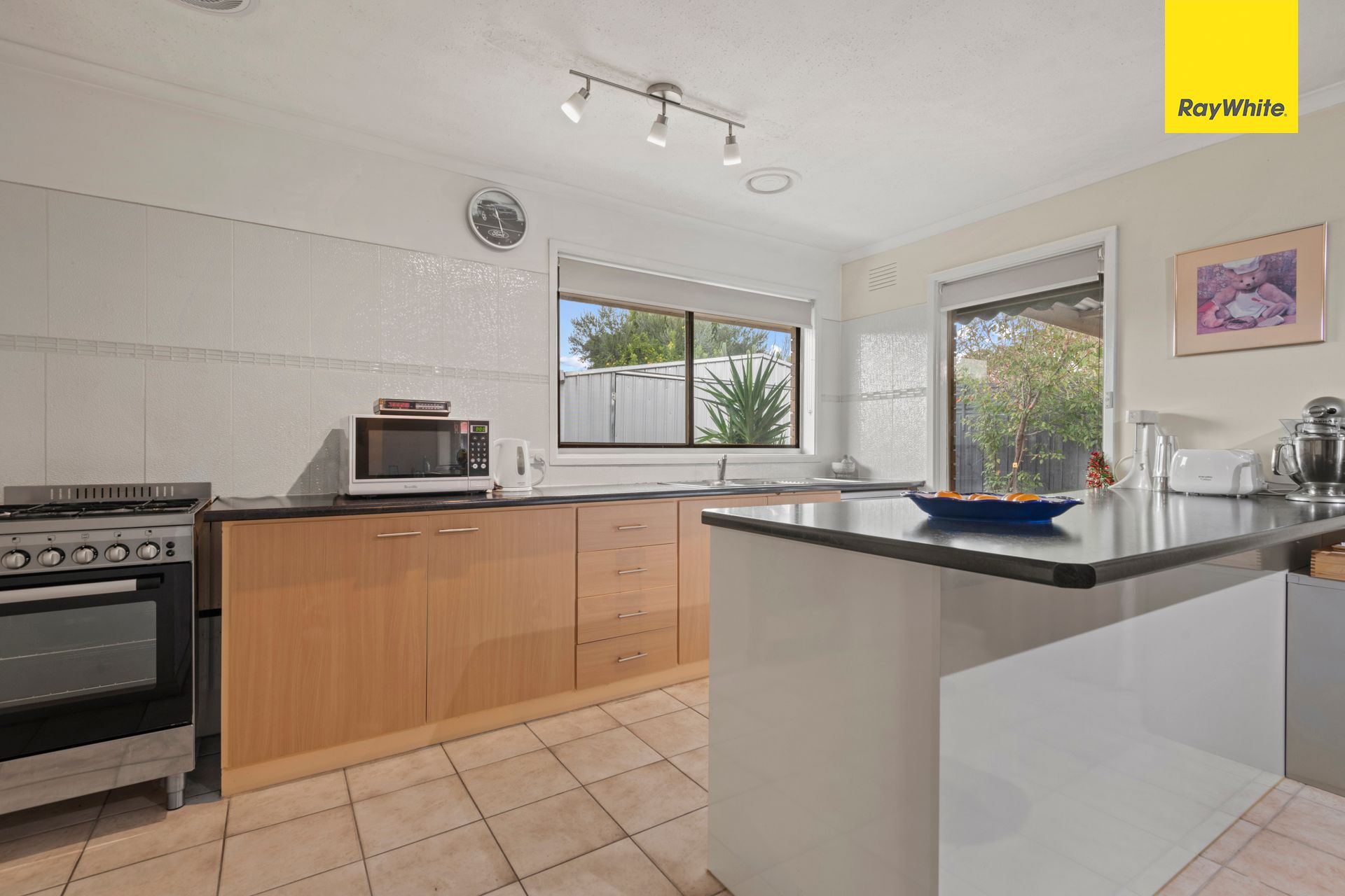 39 Burleigh Road, Melton, VIC 3337