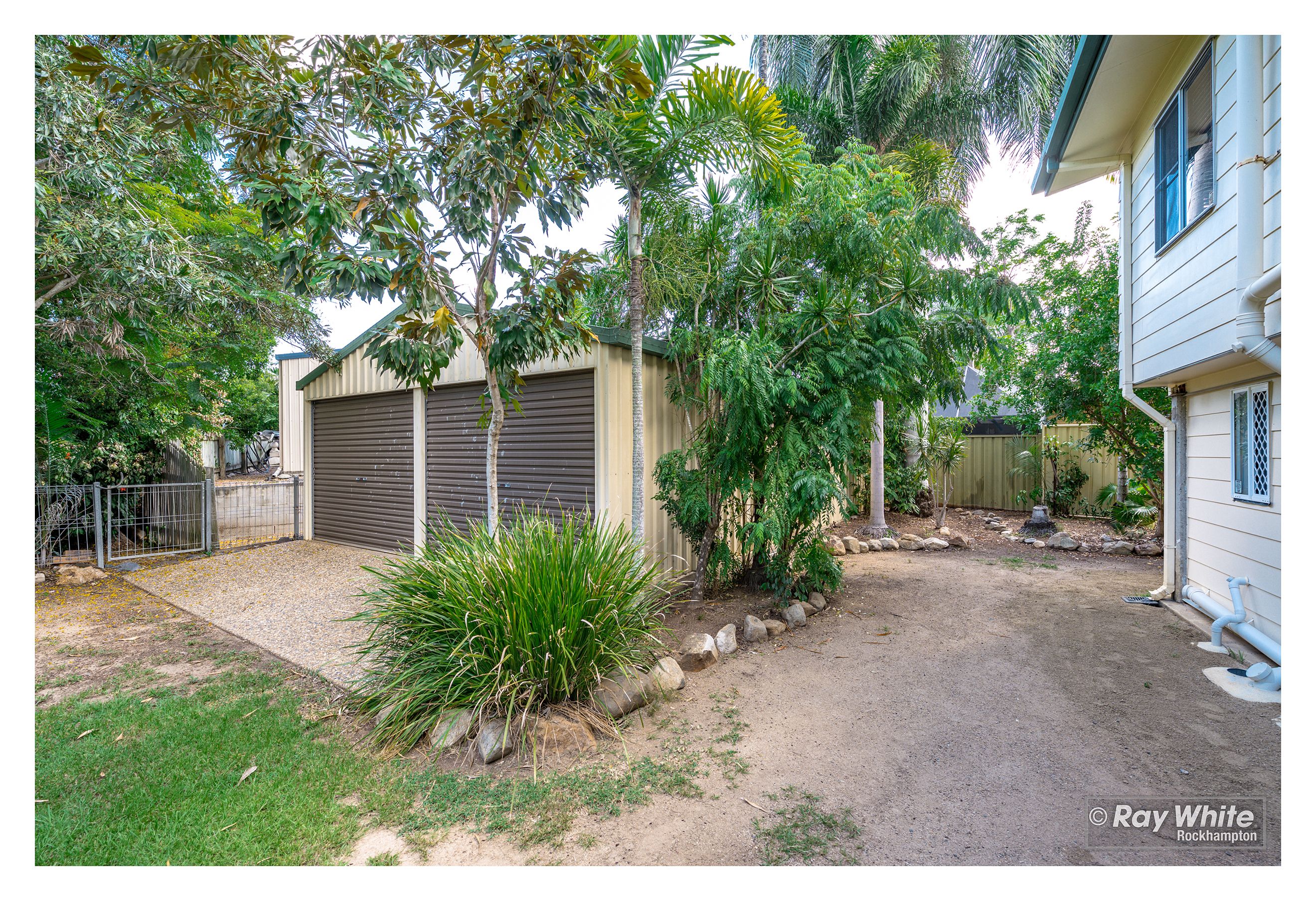 11 Agnew Avenue, Norman Gardens, QLD 4701