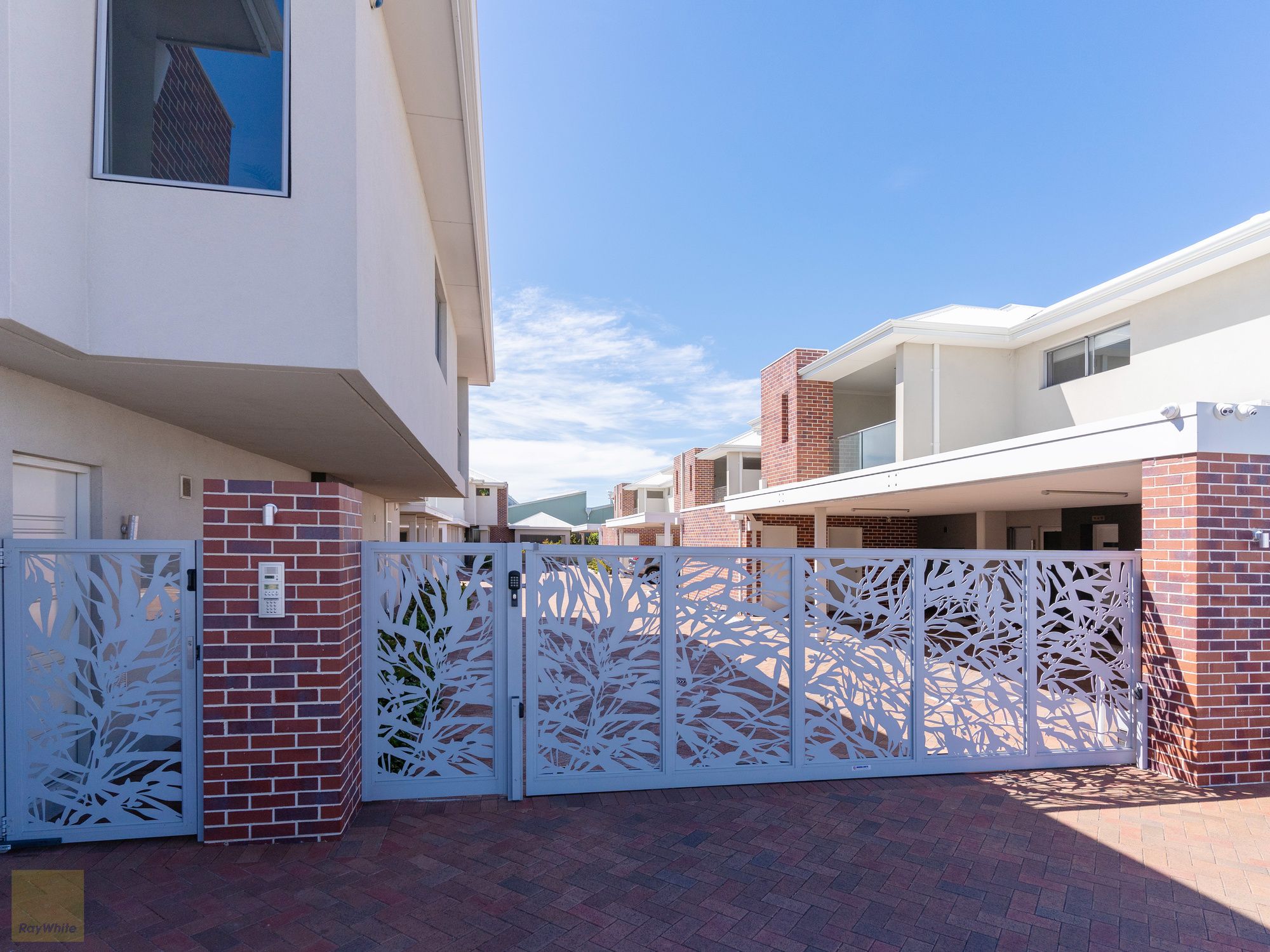 17/300 Drake Street, Morley, WA 6062