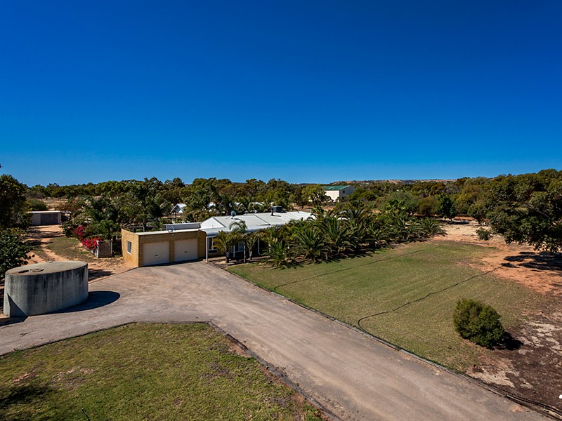 5 Fairfax Drive, Moresby, WA 6530