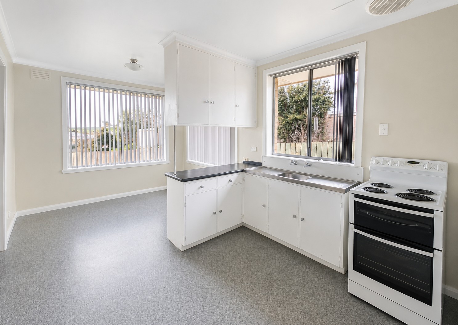 59 Torquay Road, Devonport, TAS 7310