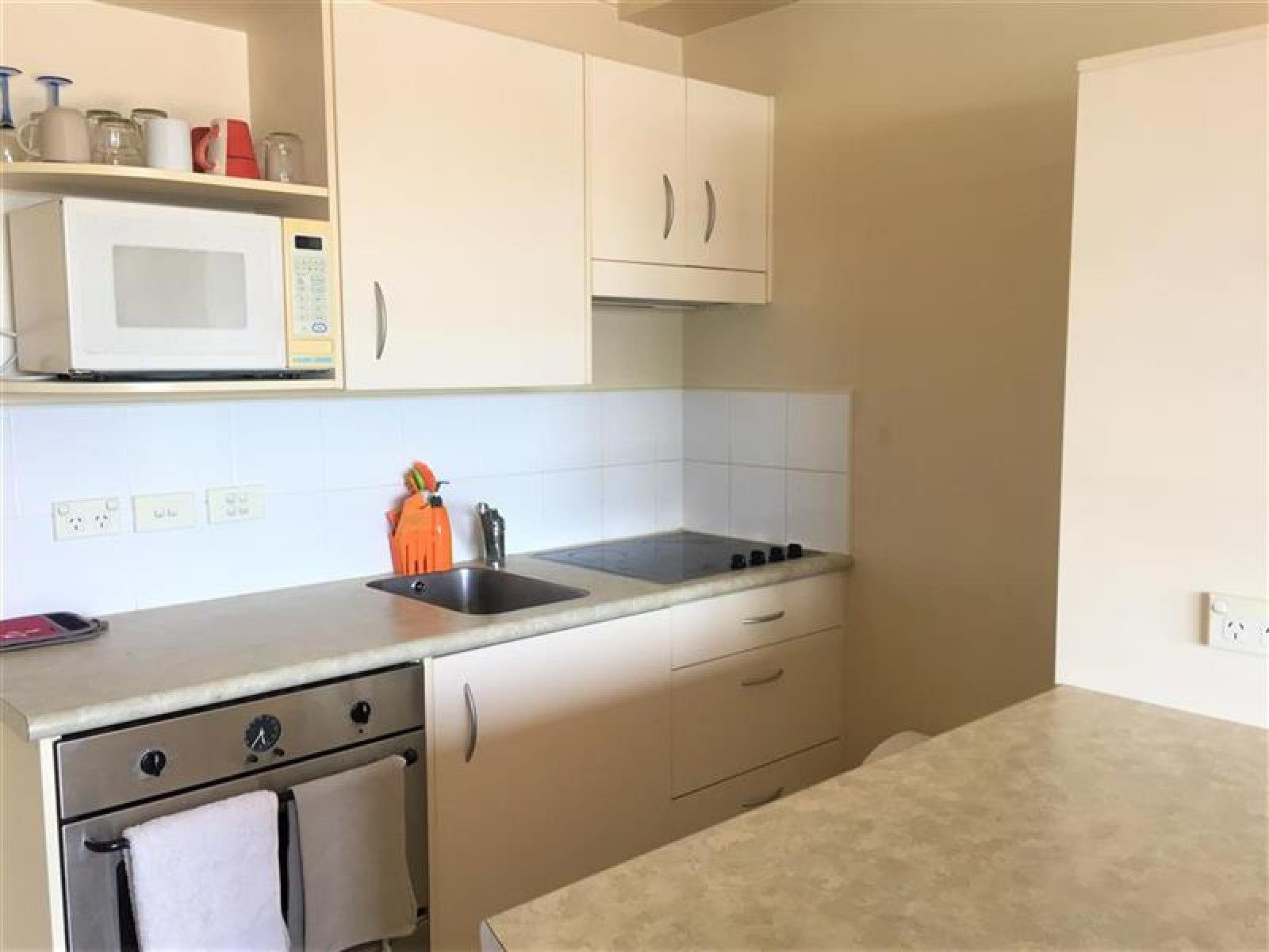 1C/18 Ronwood Avenue, MANUKAU CENTRAL, Auckland