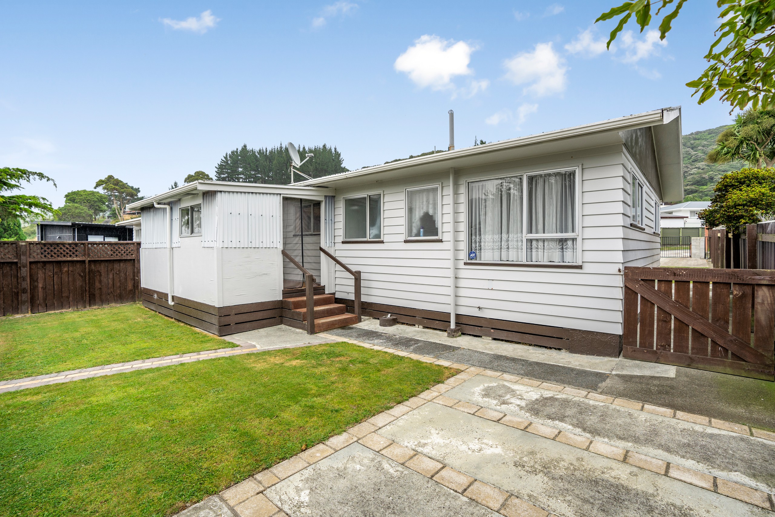 19 Kendal Grove, Wainuiomata, Lower Hutt City