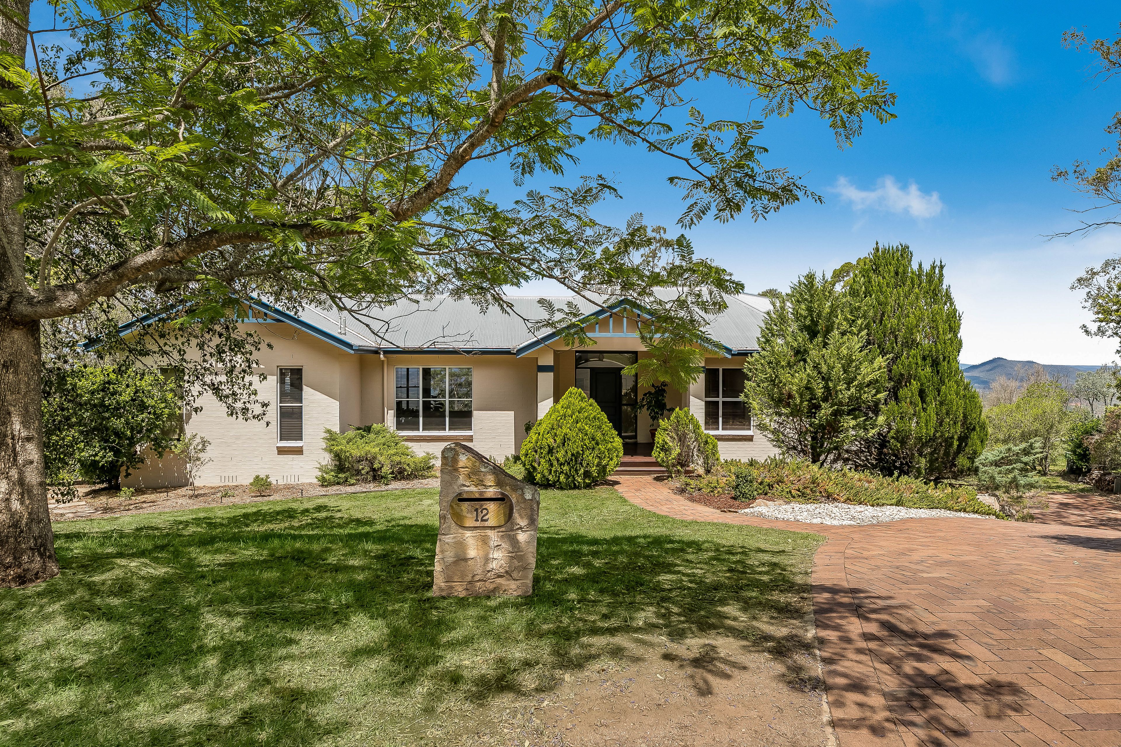 12 Burraway Court, Middle Ridge, QLD 4350