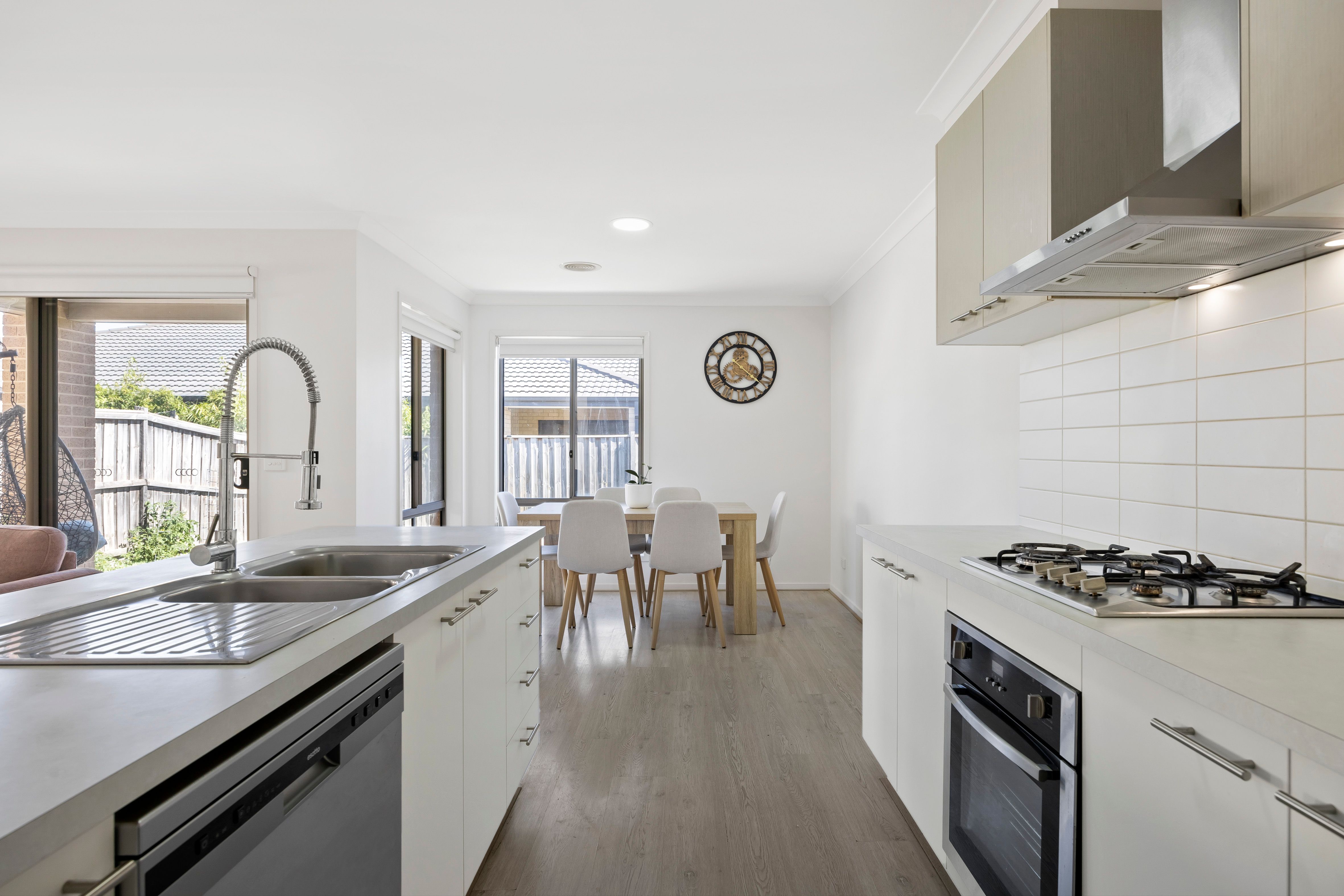 18 Rockfern Crescent, Diggers Rest, VIC 3427