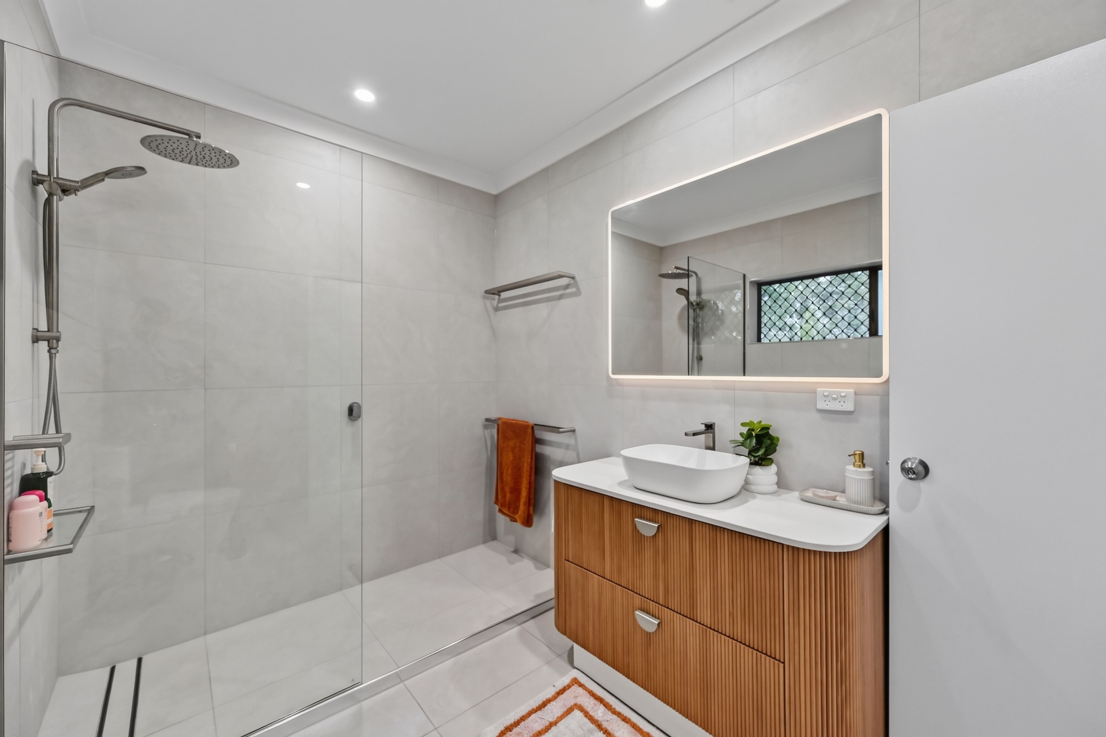 65 Bowden Road — photo 8 of 27