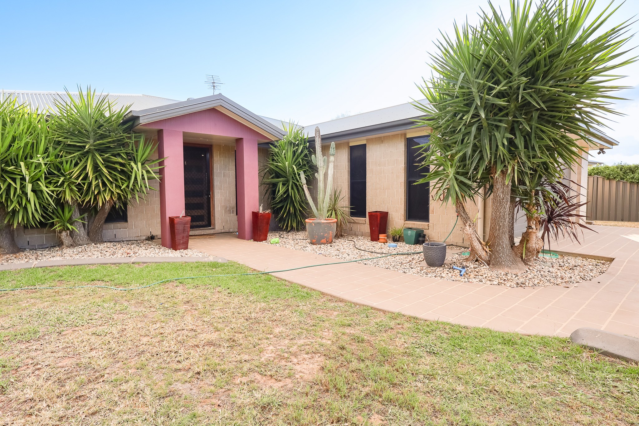 5 Lockyer Crescent, Roma, QLD 4455