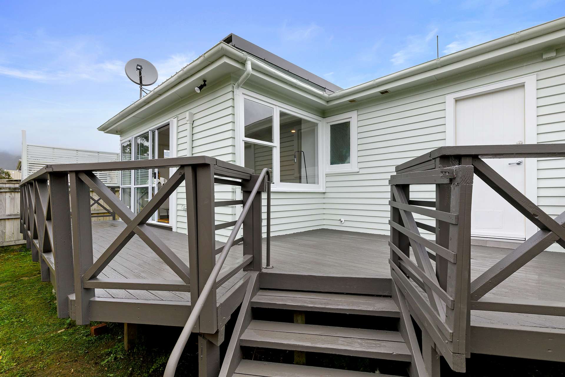 49 Bledisloe Crescent photo 14