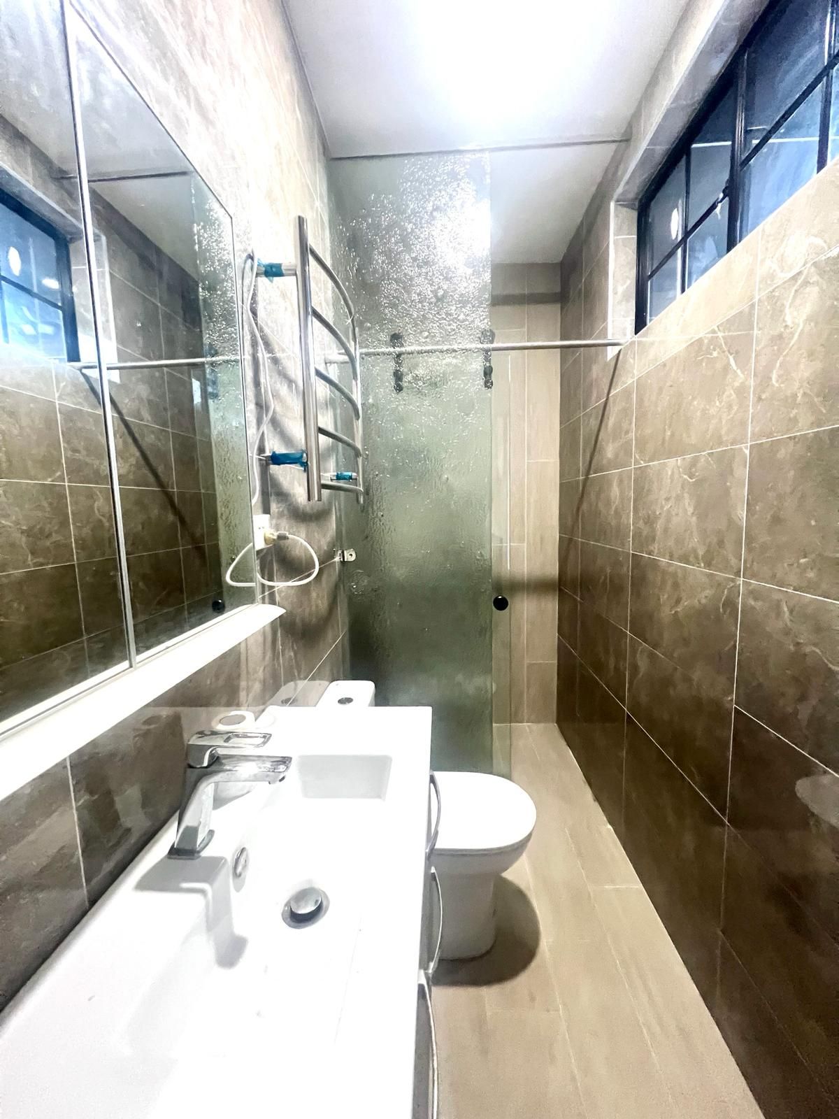 38B Maryvale Avenue — photo 9 of 10
