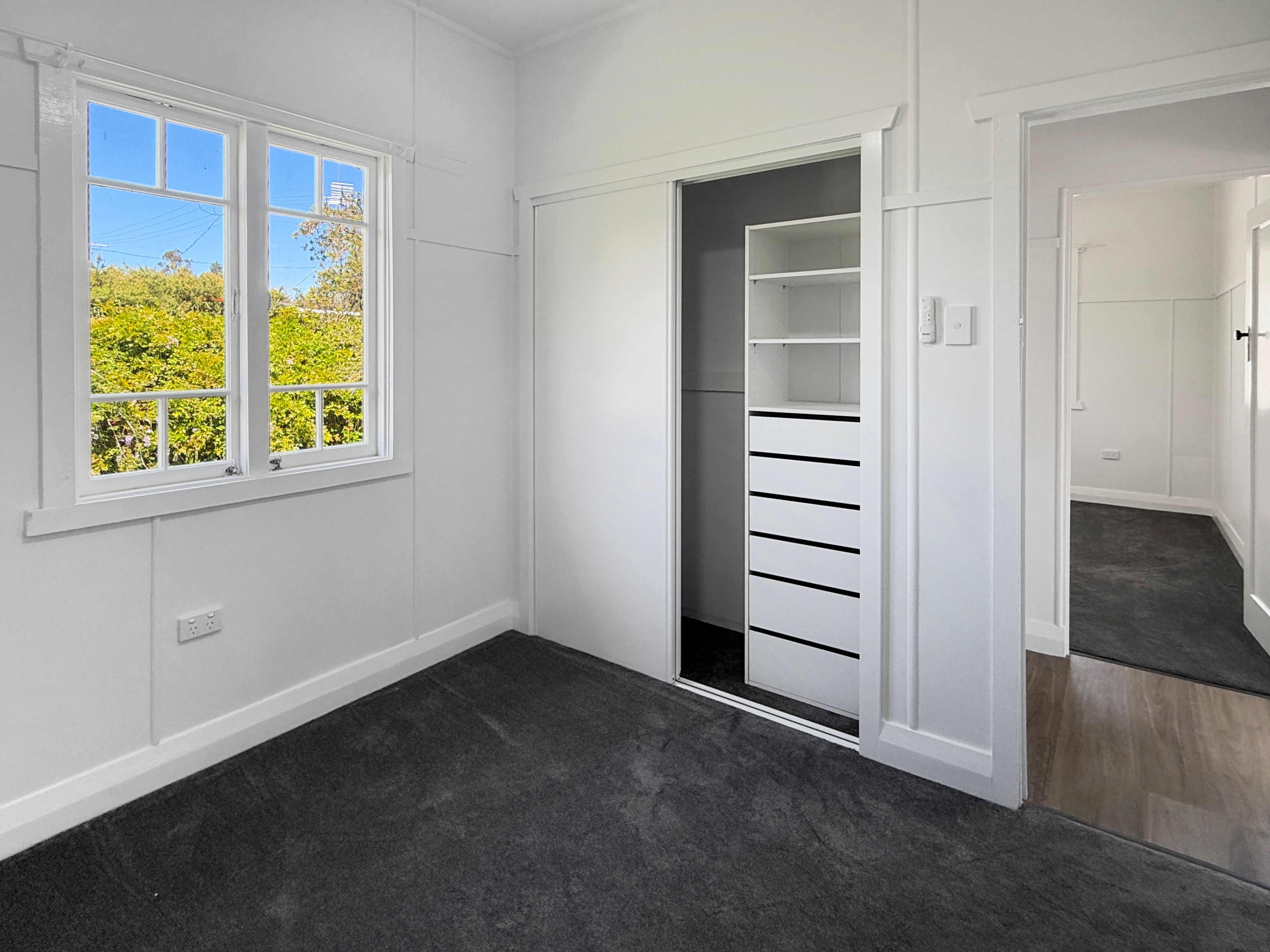 33 Richmond Street — photo 8 of 15