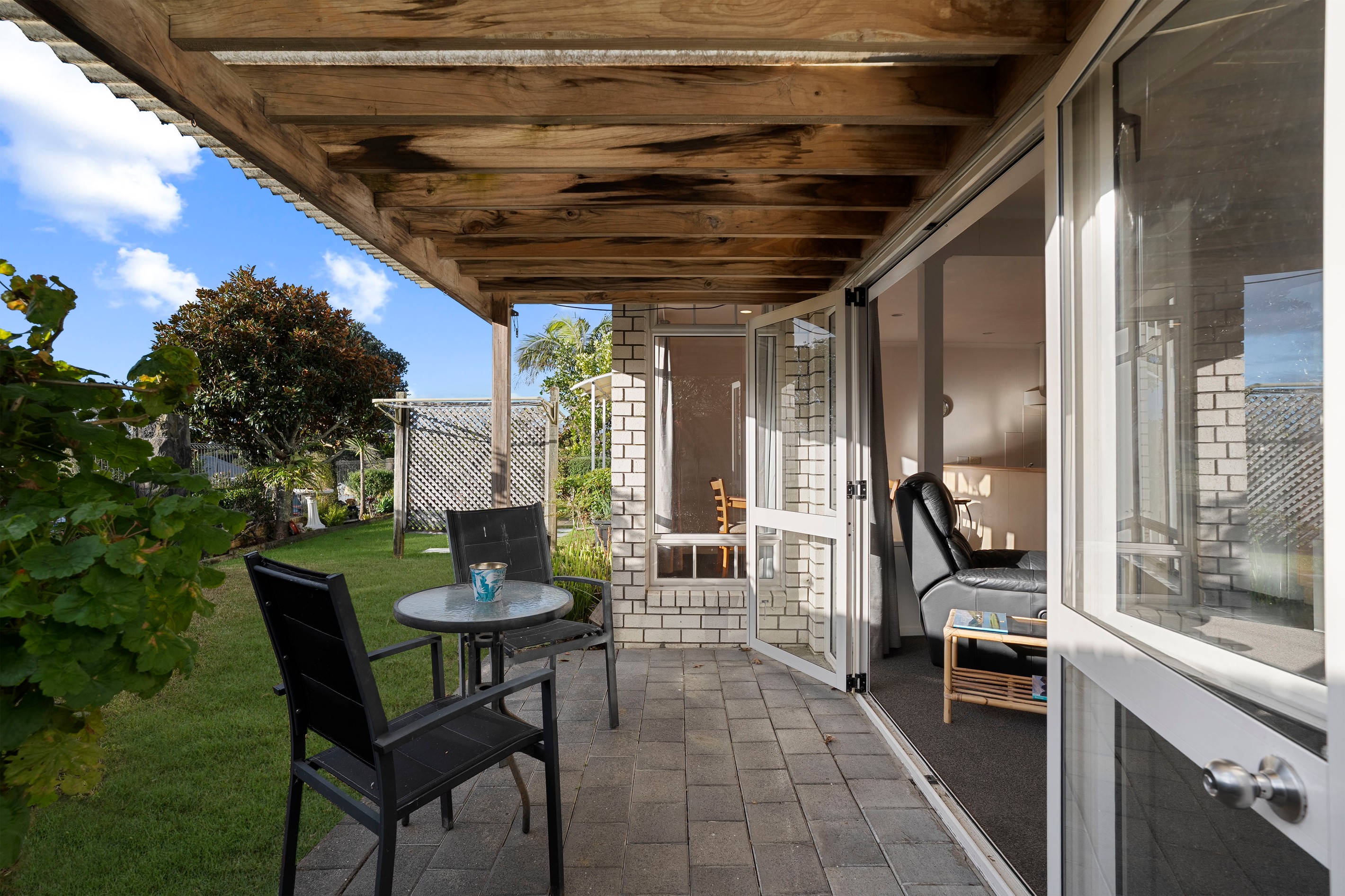 2 Regents Park Place, Westgate, Waitakere City