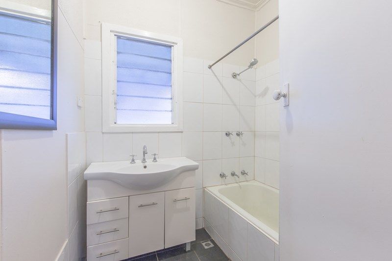 21 Birdwood Road — photo 7 of 13