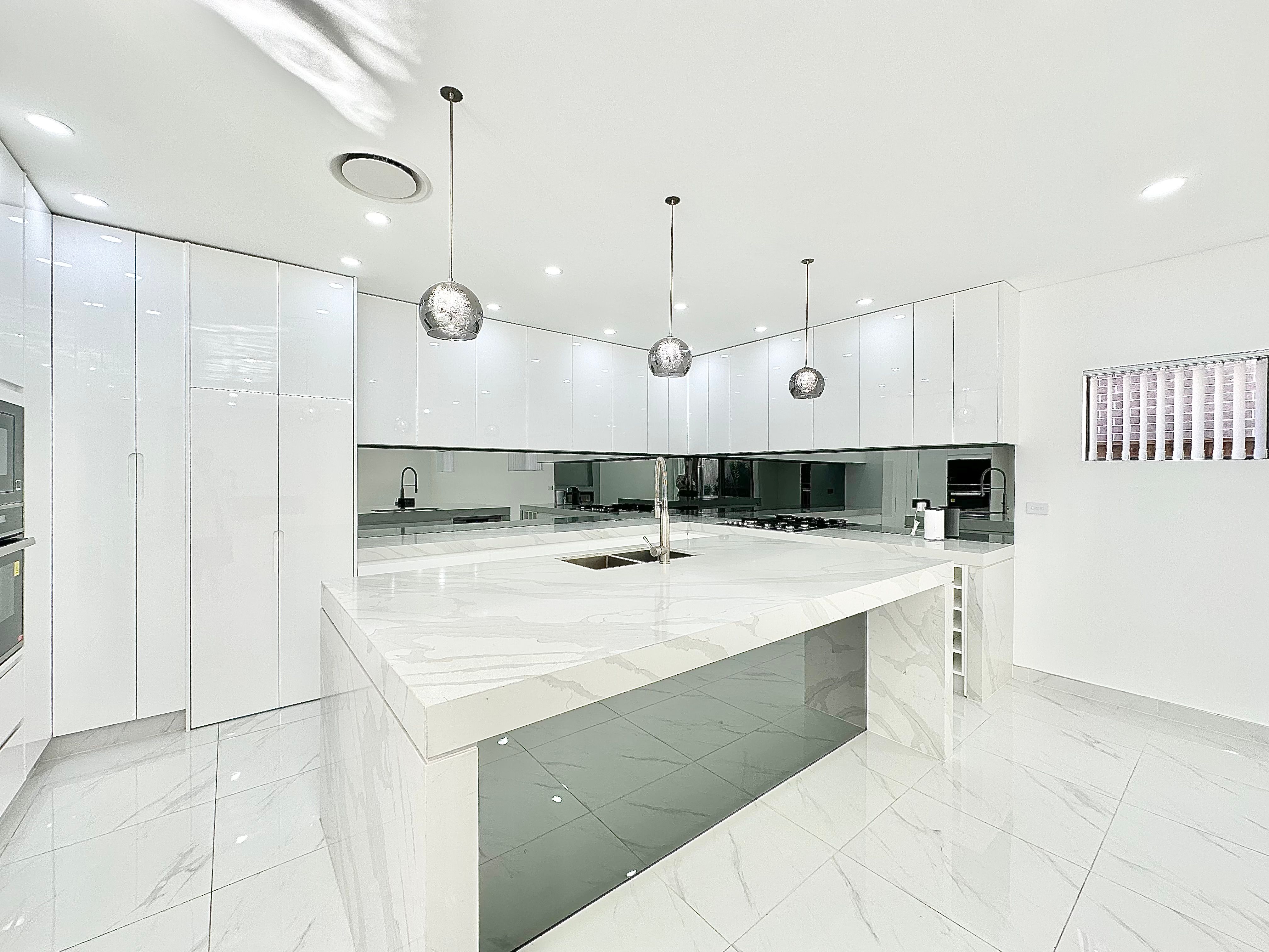 78 Longview Drive, GLEDSWOOD HILLS, NSW 2557