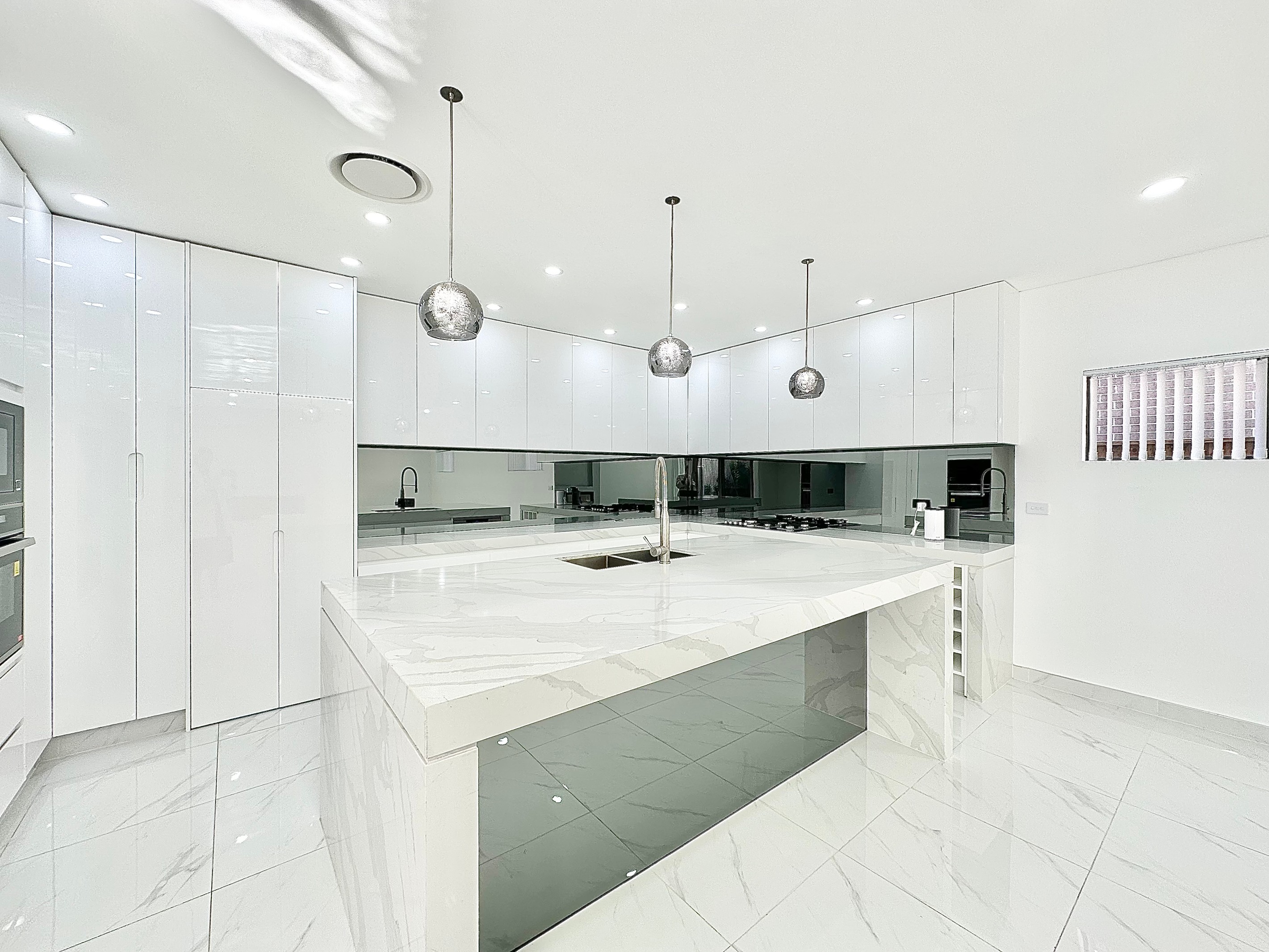 78 Longview Drive, GLEDSWOOD HILLS, NSW 2557