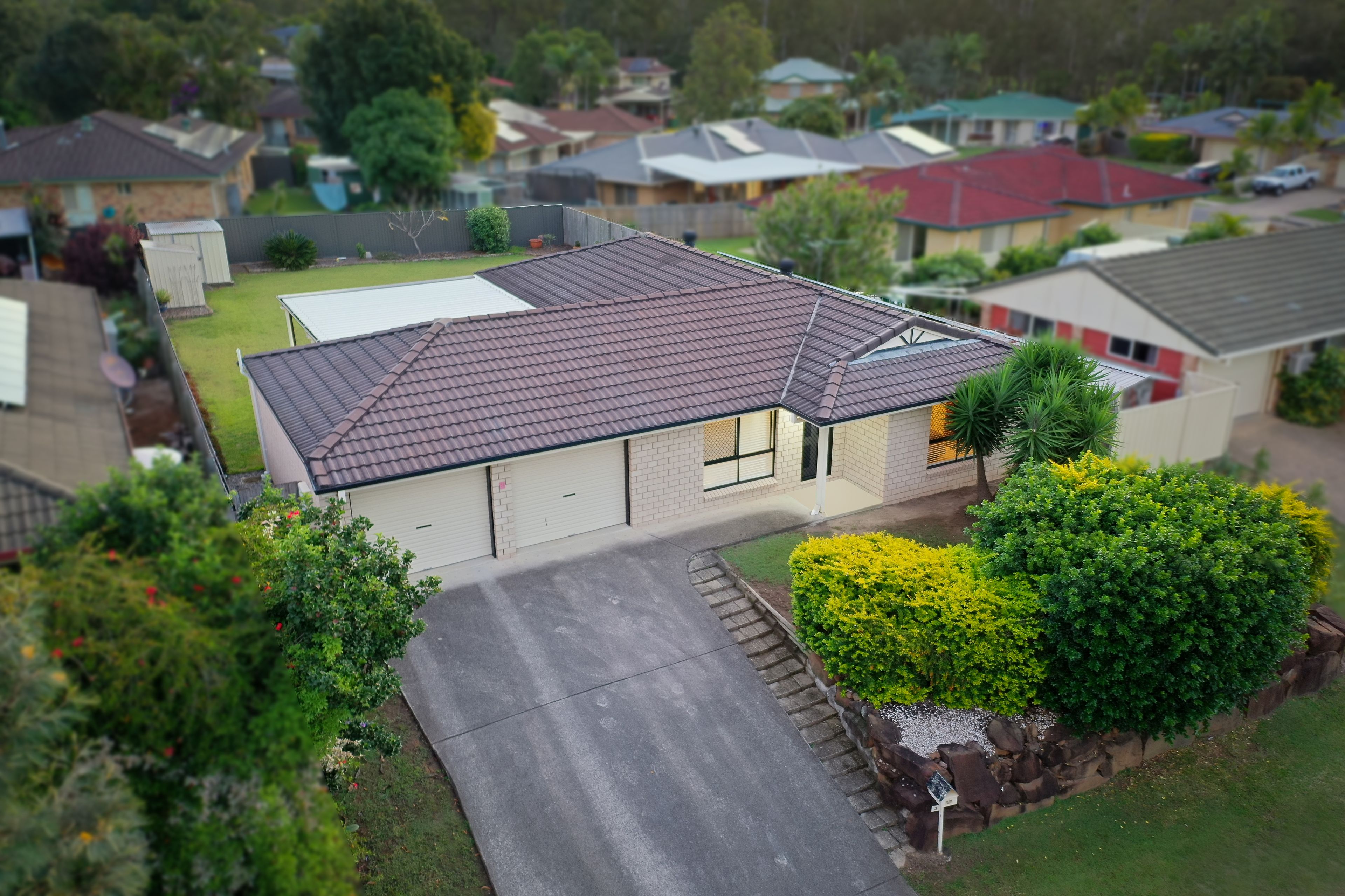 3 Mistletoe Court, Camira QLD 4300