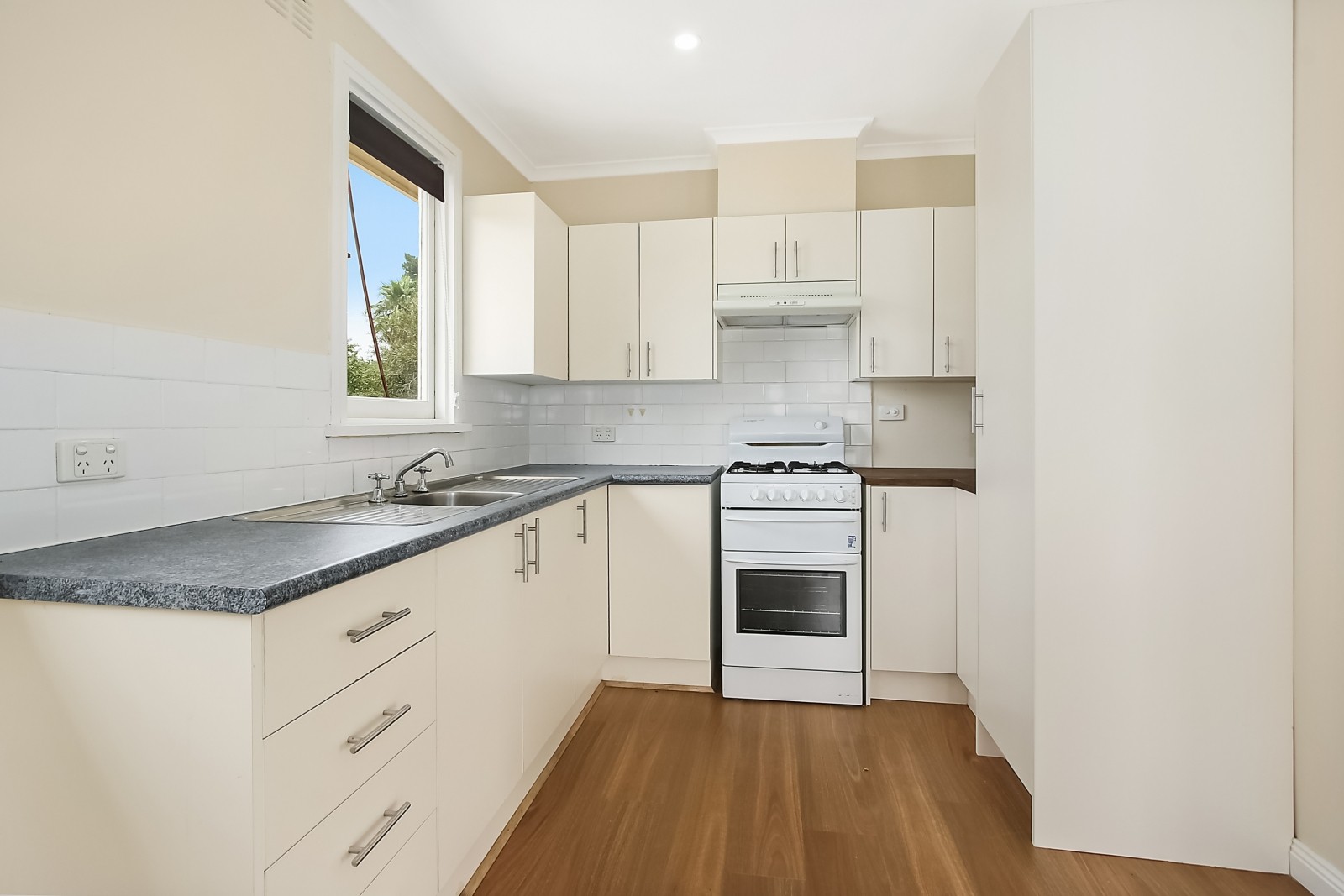 424 Dick Road, Lavington, NSW 2641