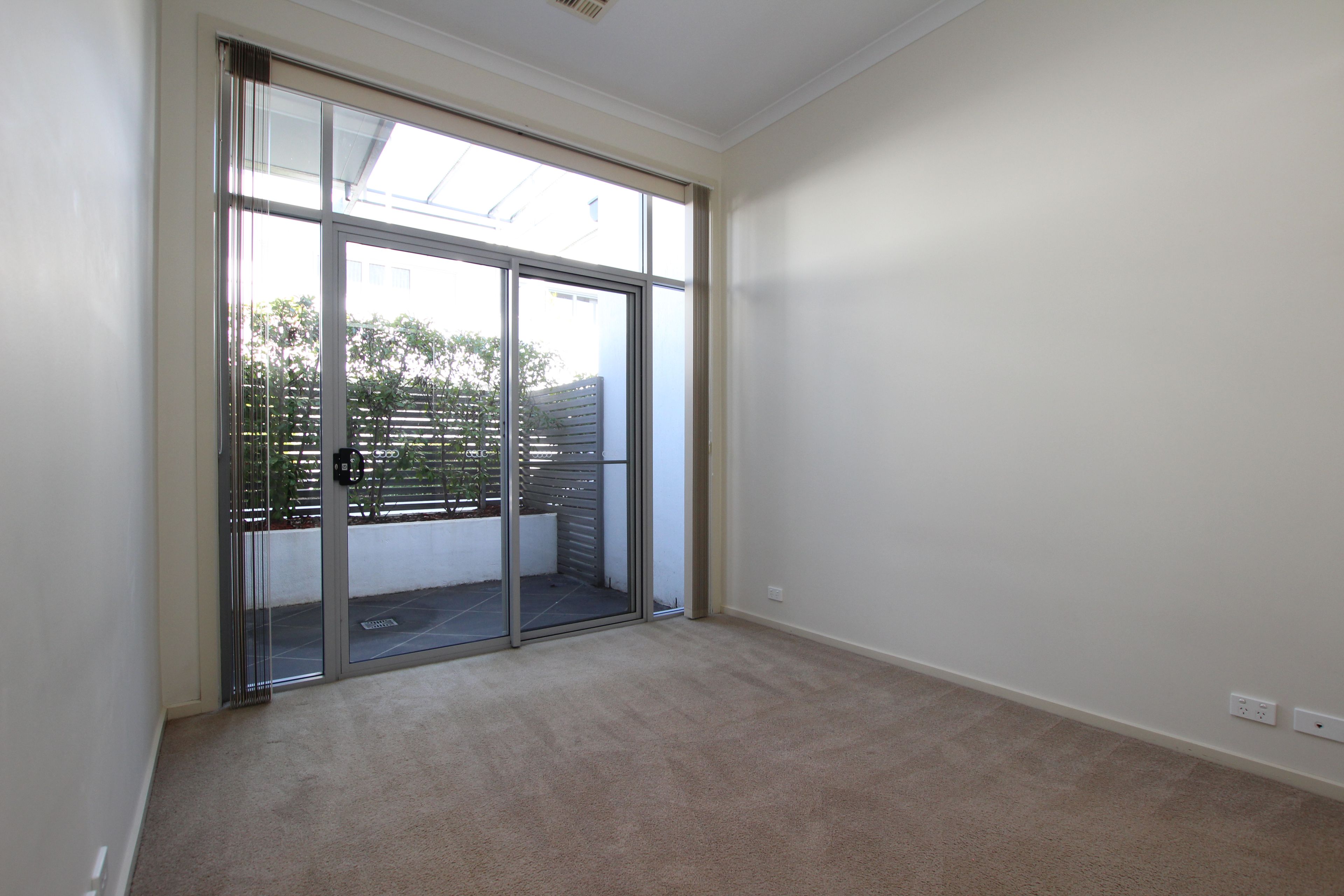 10/4 Hardman Street — photo 5 of 14