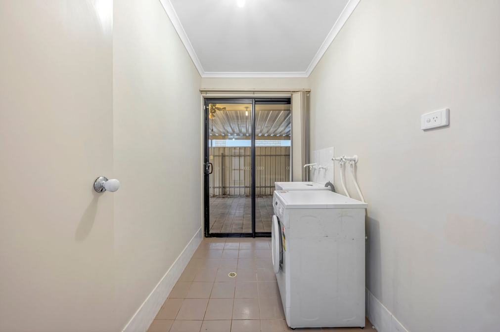 16 William Drive — photo 14 of 17