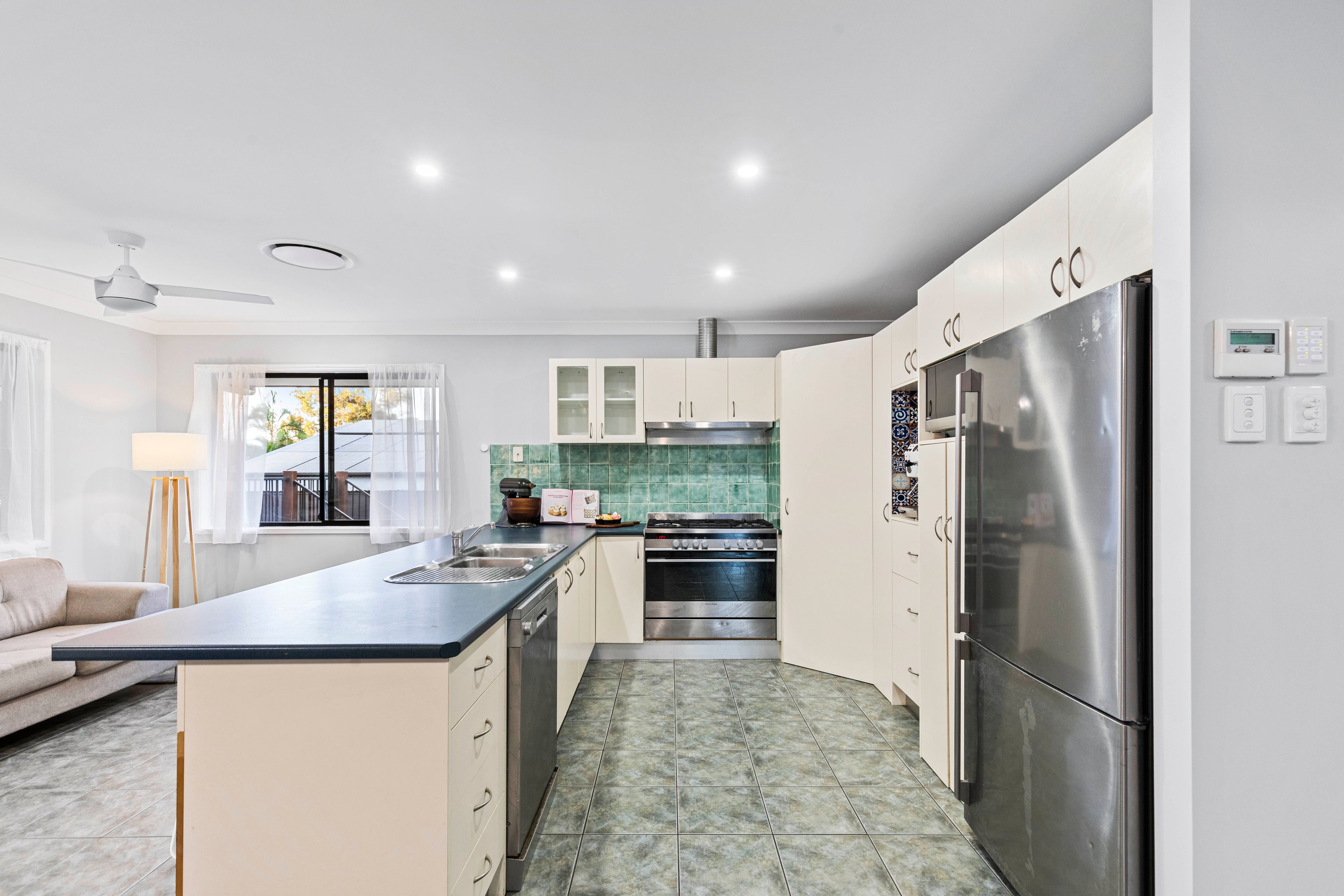 11 Corvus Drive — photo 10 of 30
