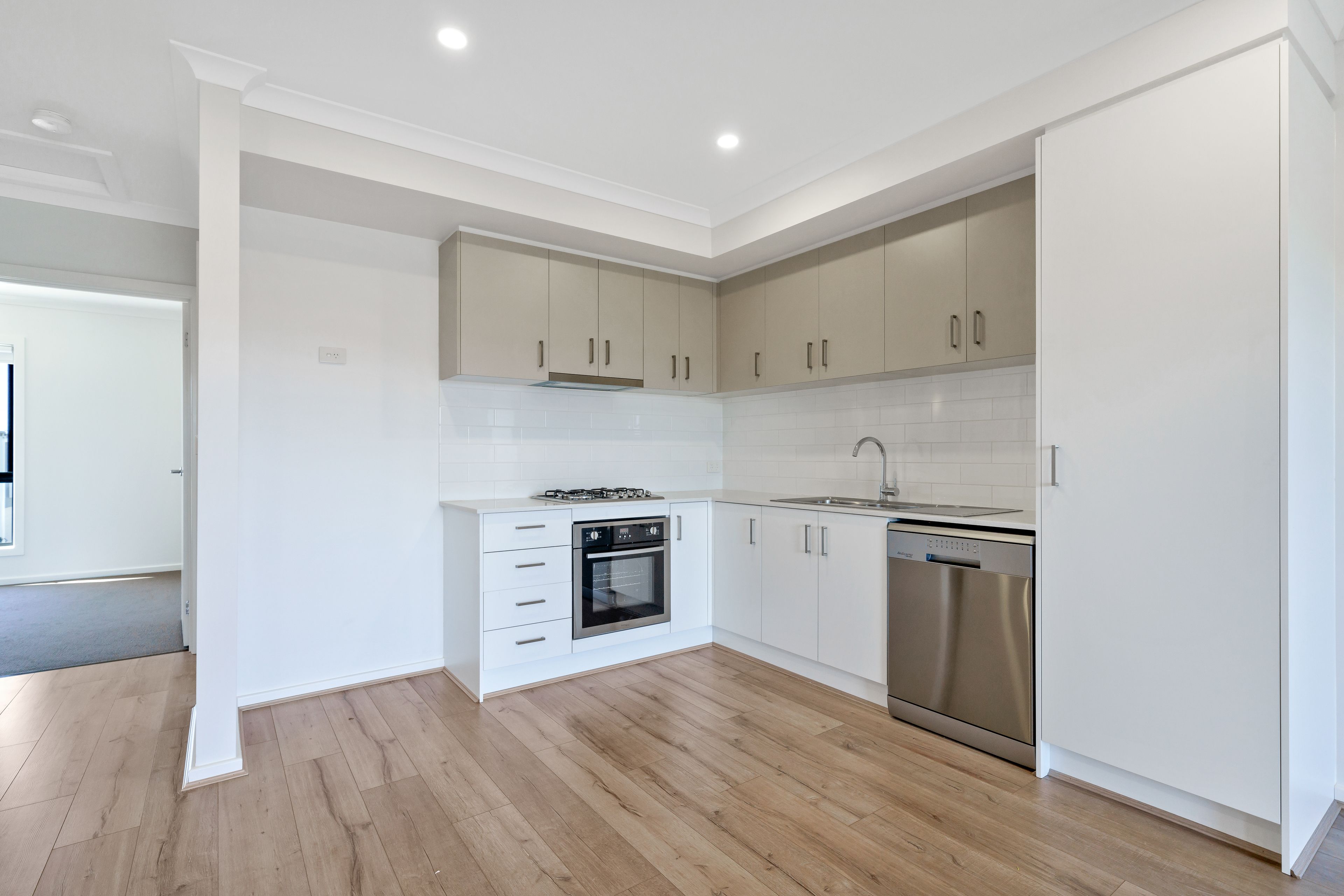 7 Henrietta Place, Cranbourne West, VIC 3977