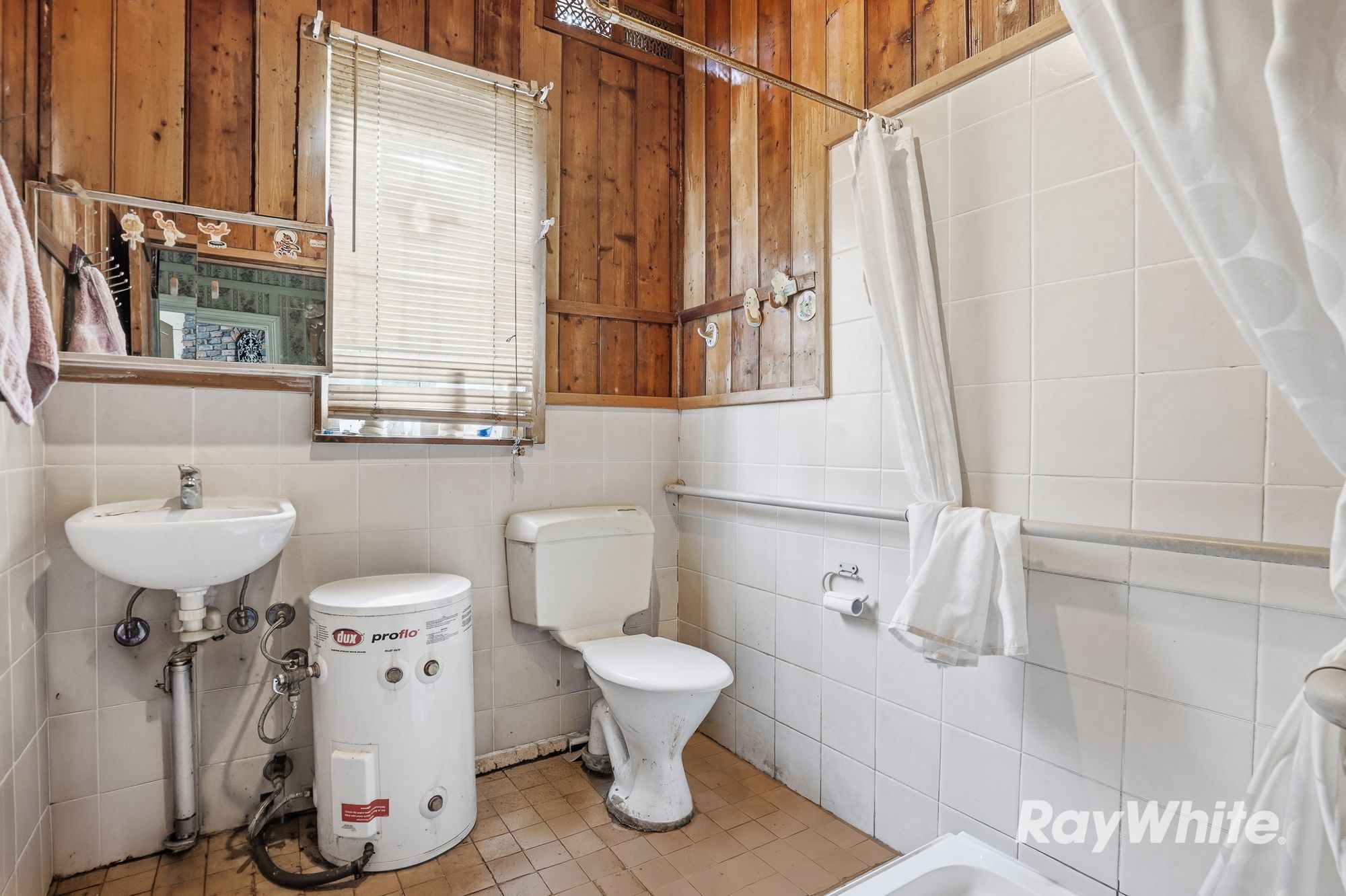 101 Princess Street — photo 11 of 17