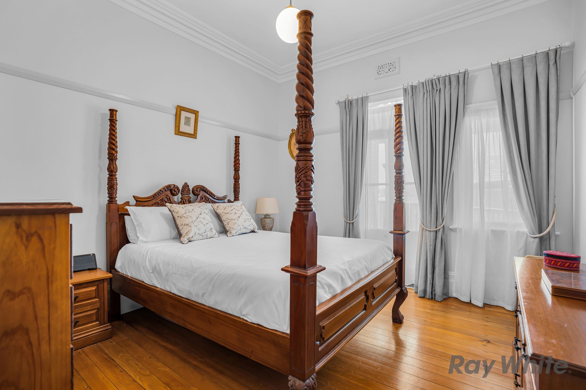 42 Argyle Street — photo 10 of 30