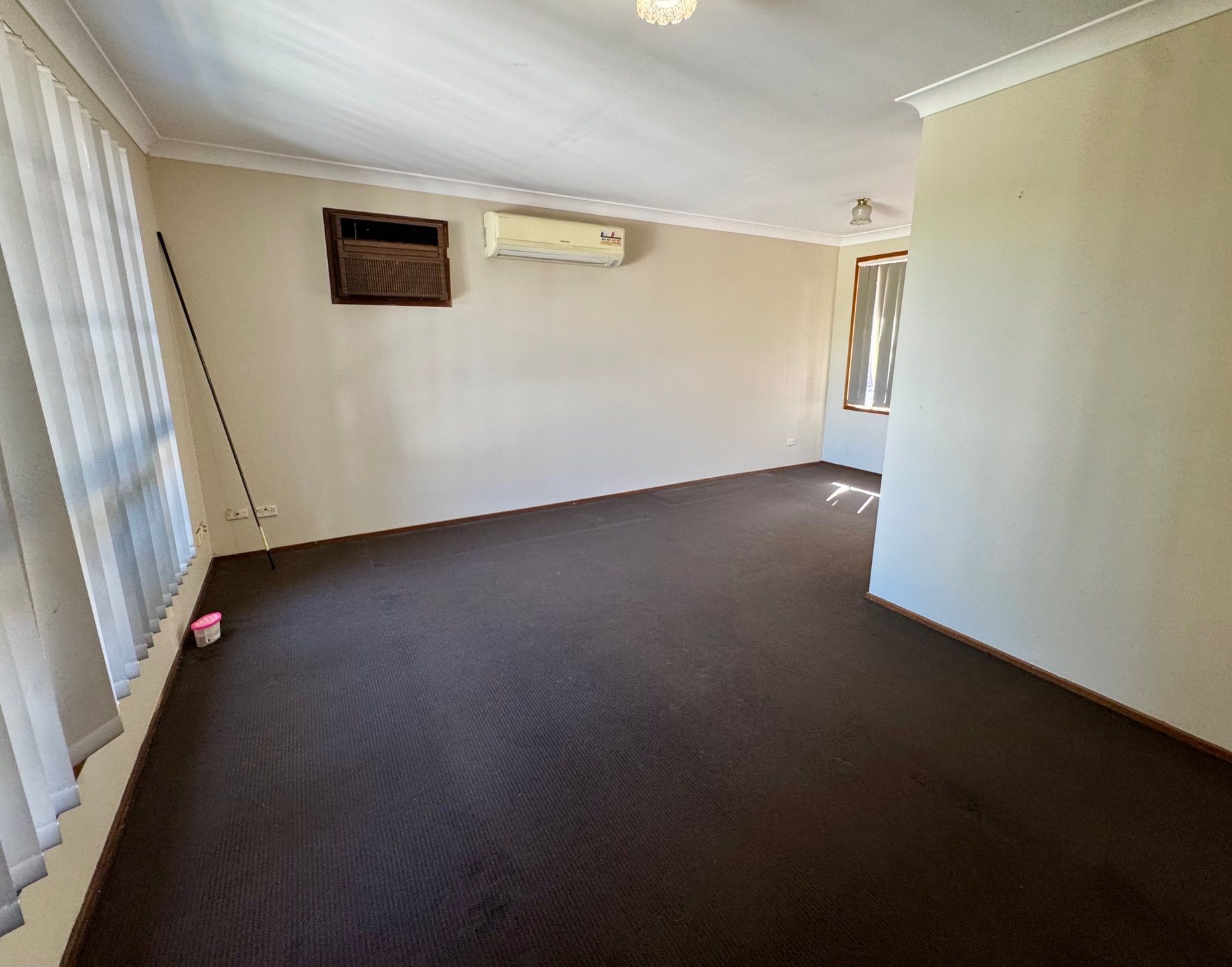 58 Explorers Way, St Clair, NSW 2759