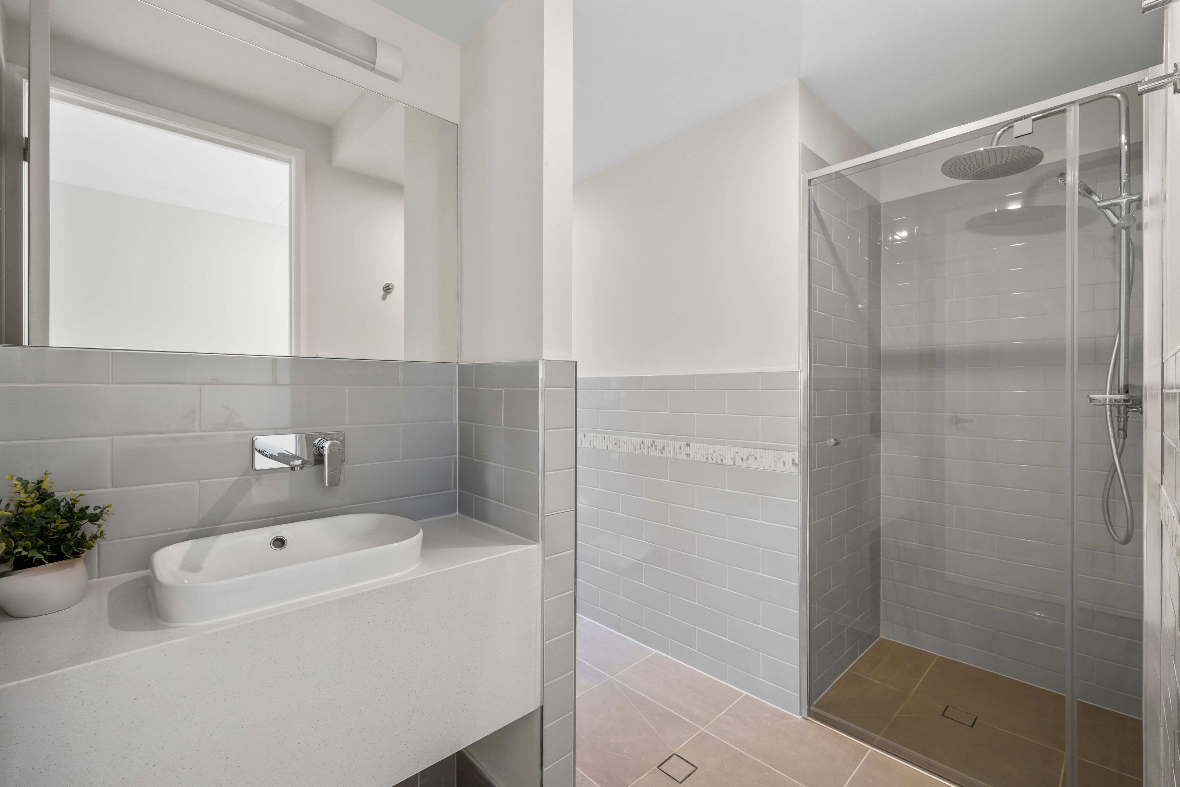 162 Carnarvon Drive — photo 10 of 25