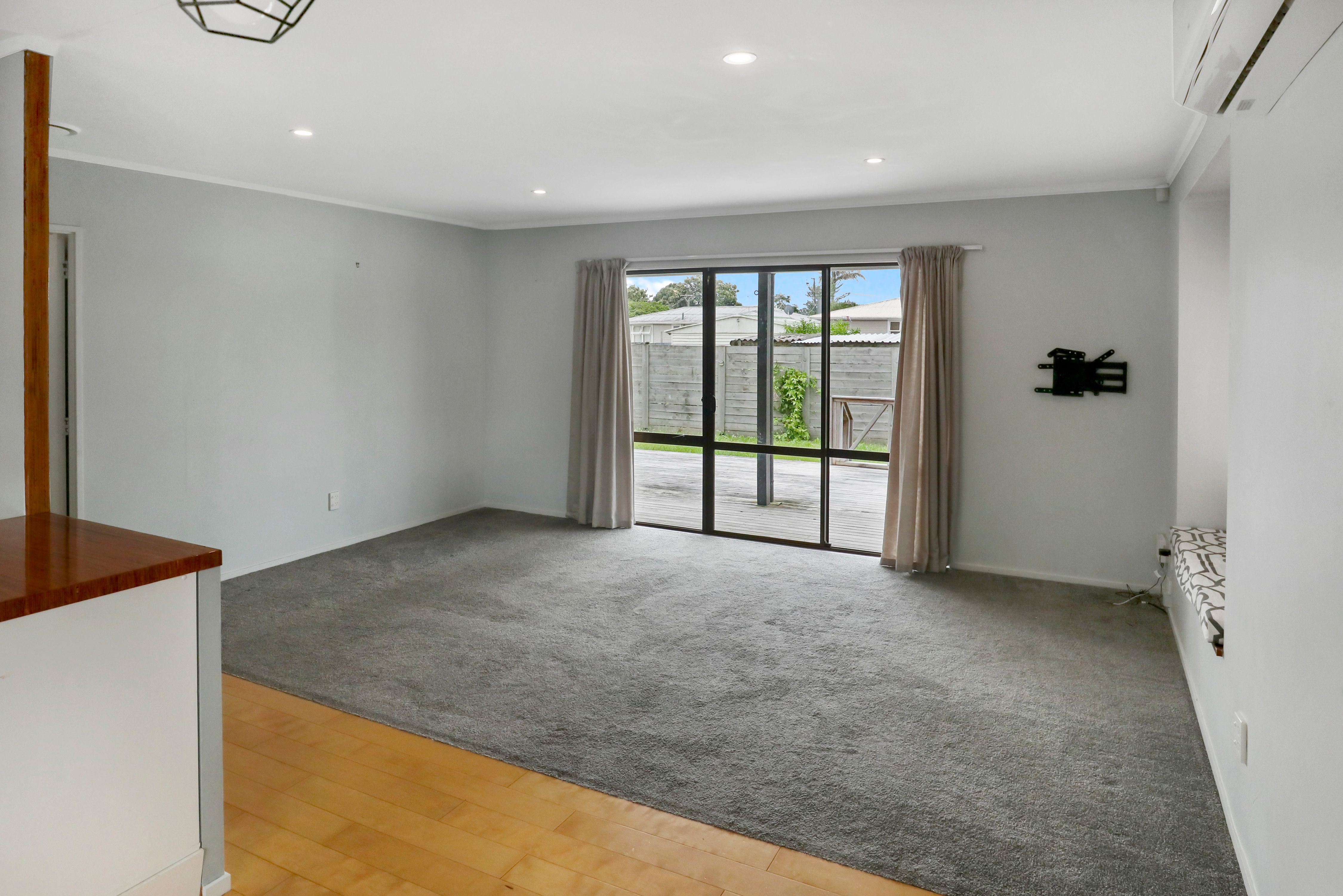 2/144 Old Wairoa Road, Papakura, Papakura