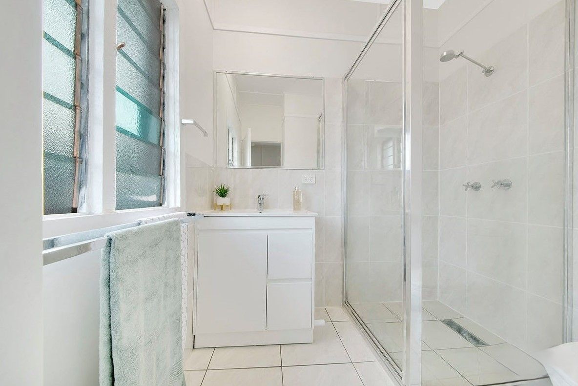1 Matthew Flinders Drive — photo 8 of 11