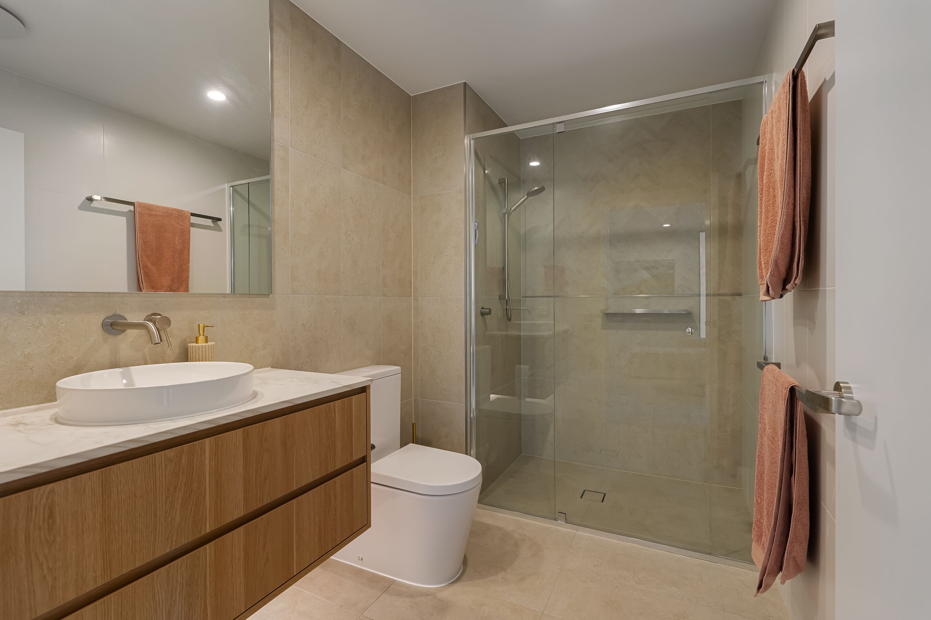 12602/11-23 Cronin Avenue — photo 13 of 23